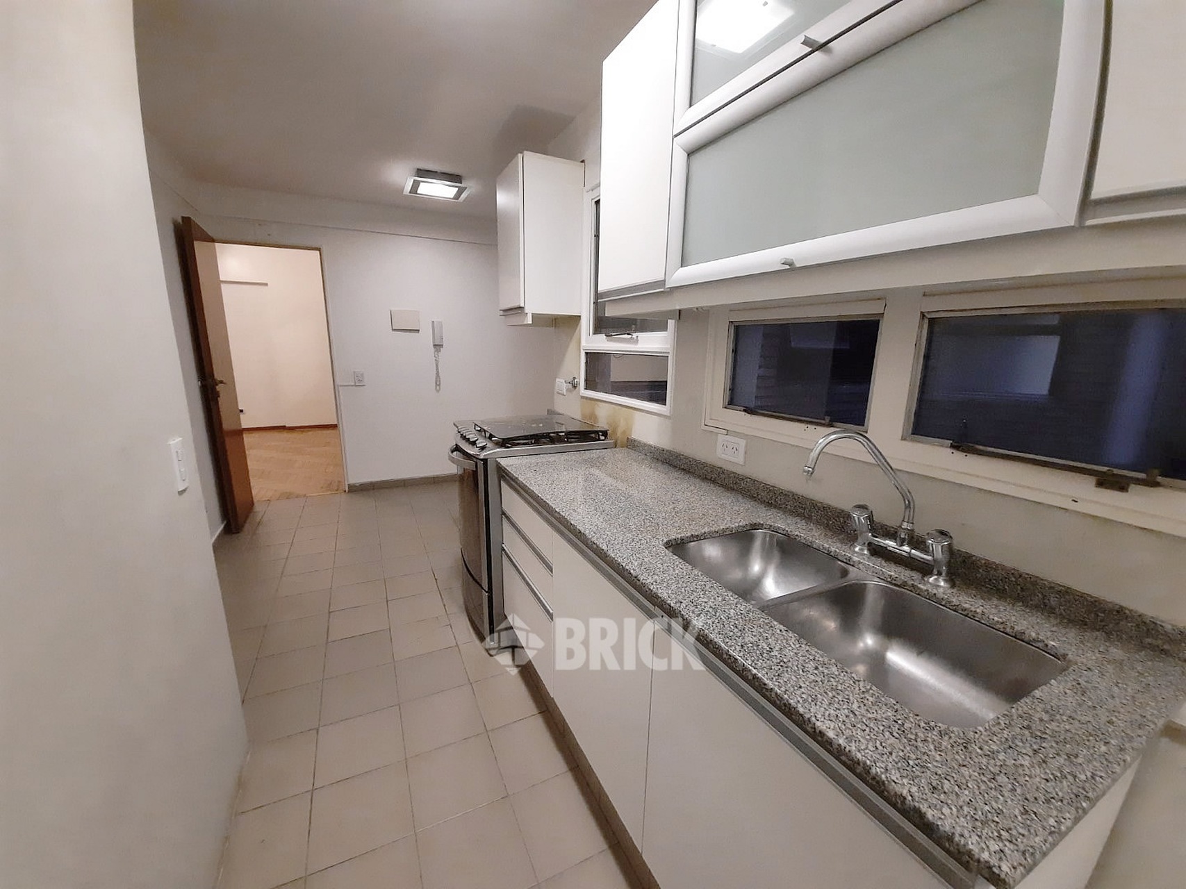 GURRUCHAGA al 2100 Piso 2 23