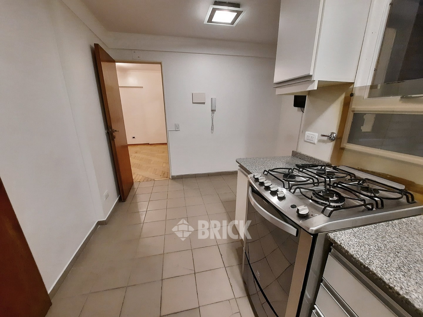 GURRUCHAGA al 2100 Piso 2 24