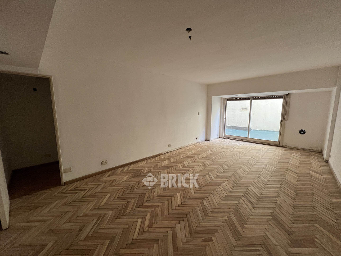 TUCUMAN al 2200 Piso 2 1