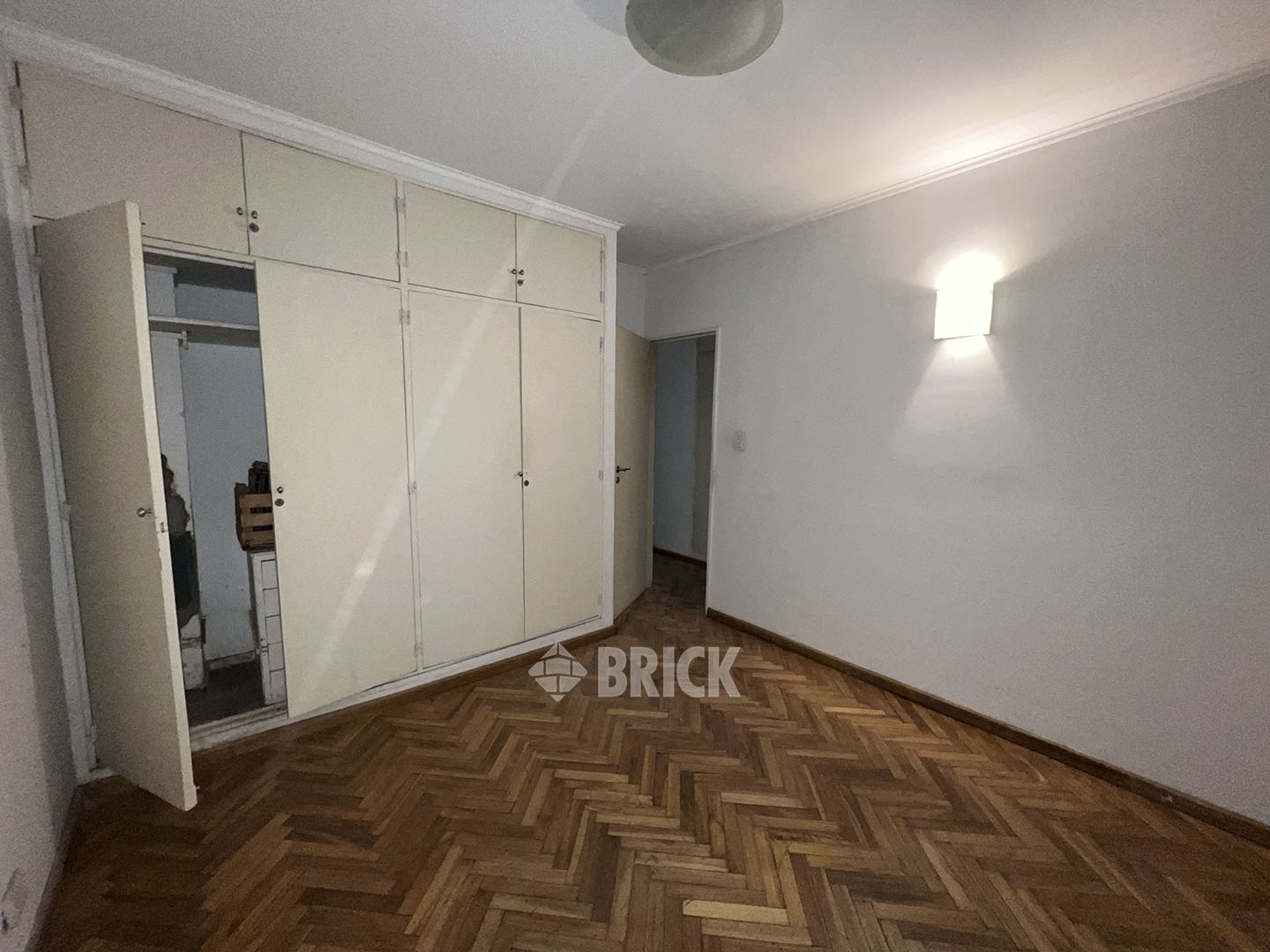 TUCUMAN al 2200 Piso 2 13