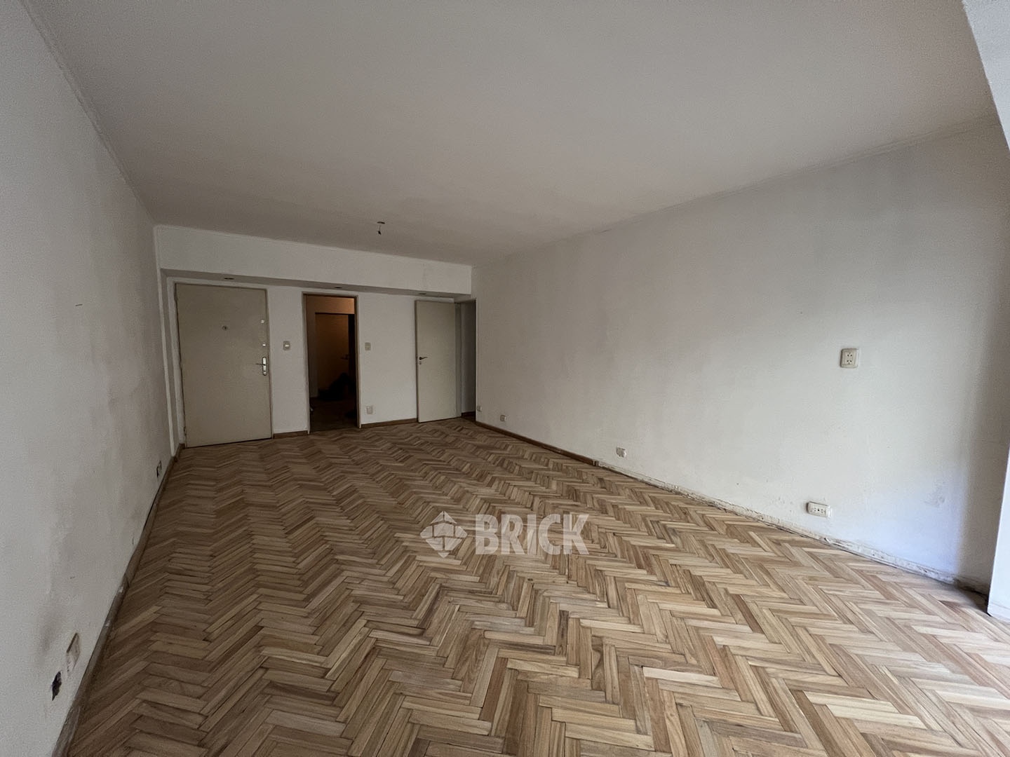 TUCUMAN al 2200 Piso 2 4