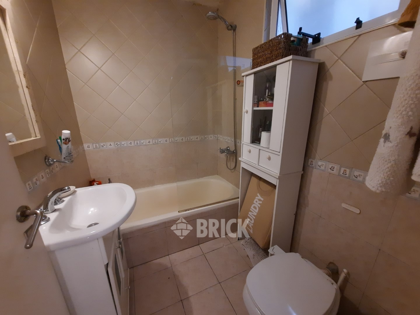 SOLDADO DE LA INDEPENDENCIA al 700 Piso PB 20