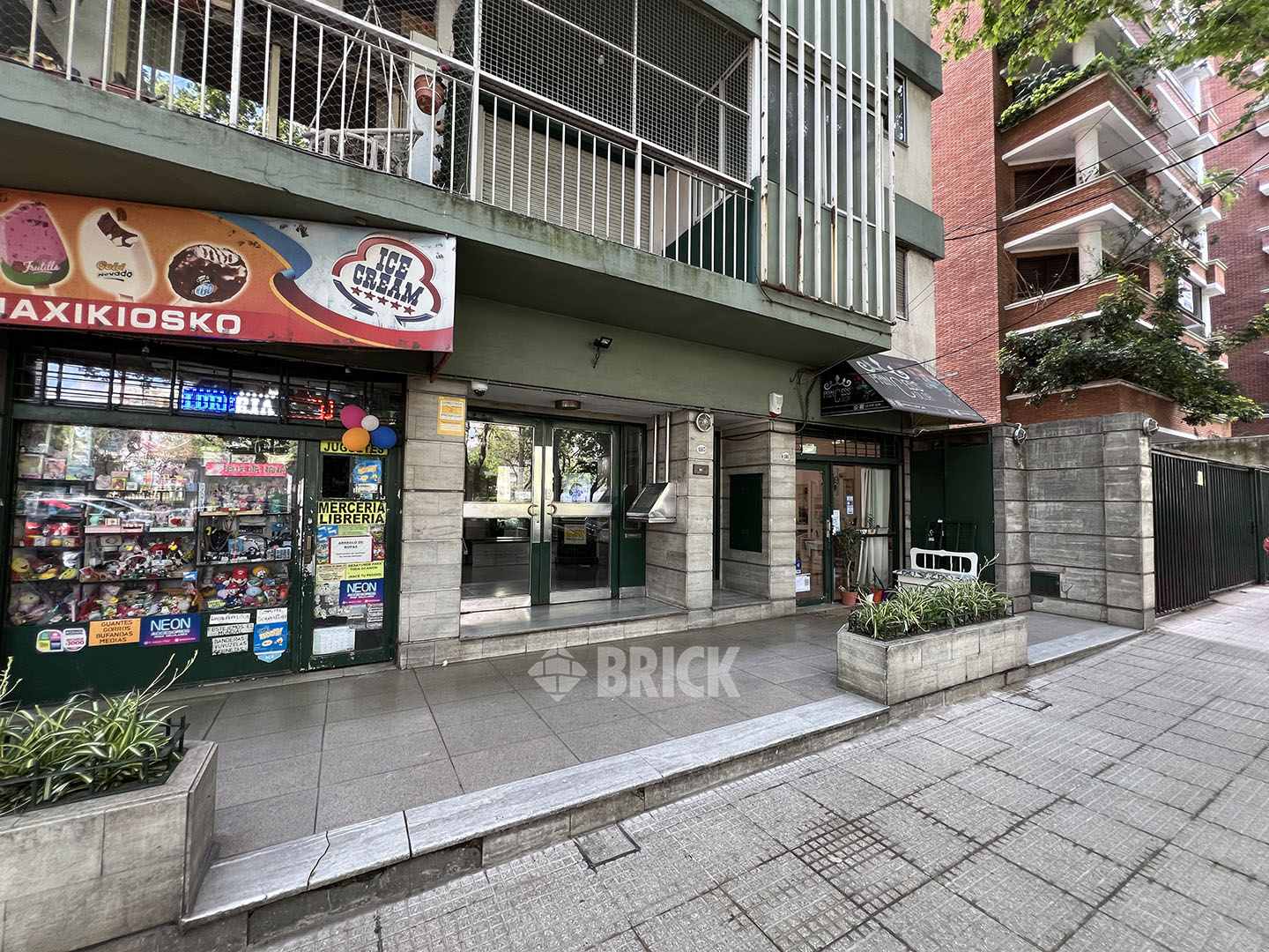 AVELLANEDA, AV. al 1800 Piso 5 12