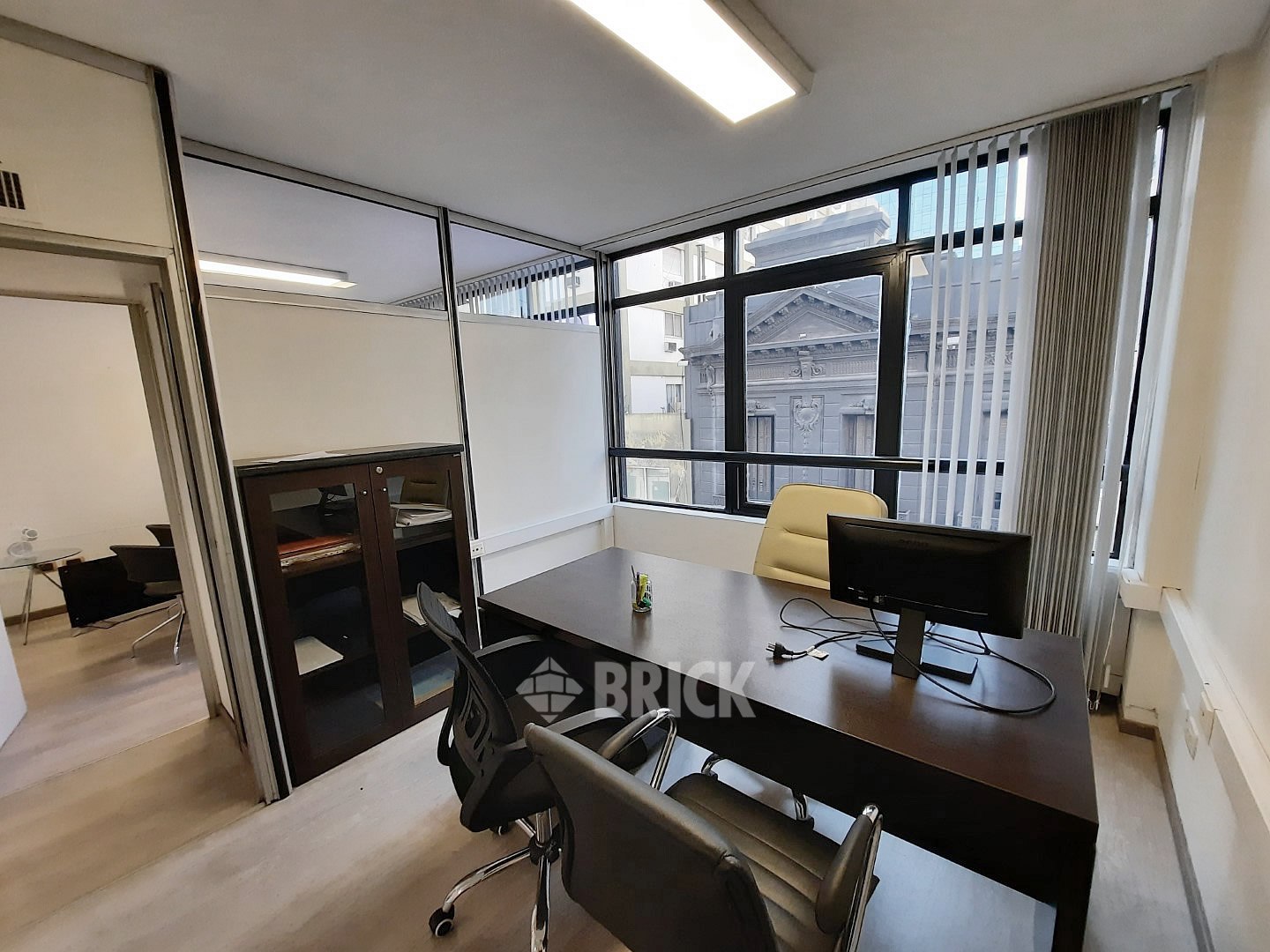 SARMIENTO al 1400 Piso 4 10