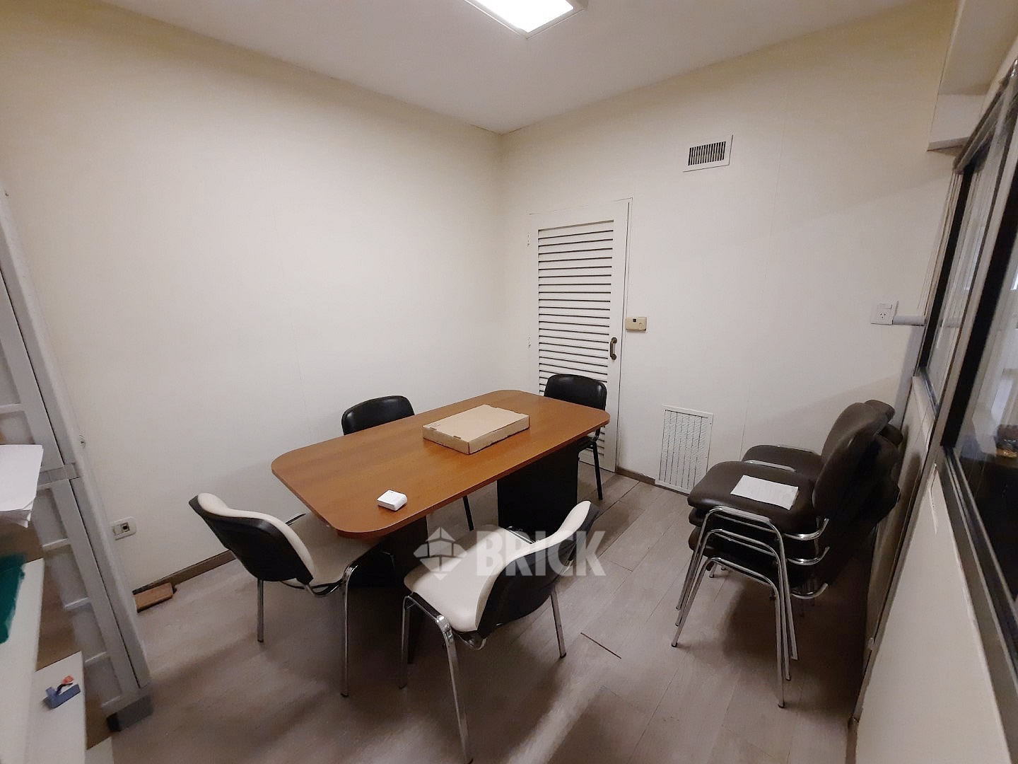 SARMIENTO al 1400 Piso 4 20