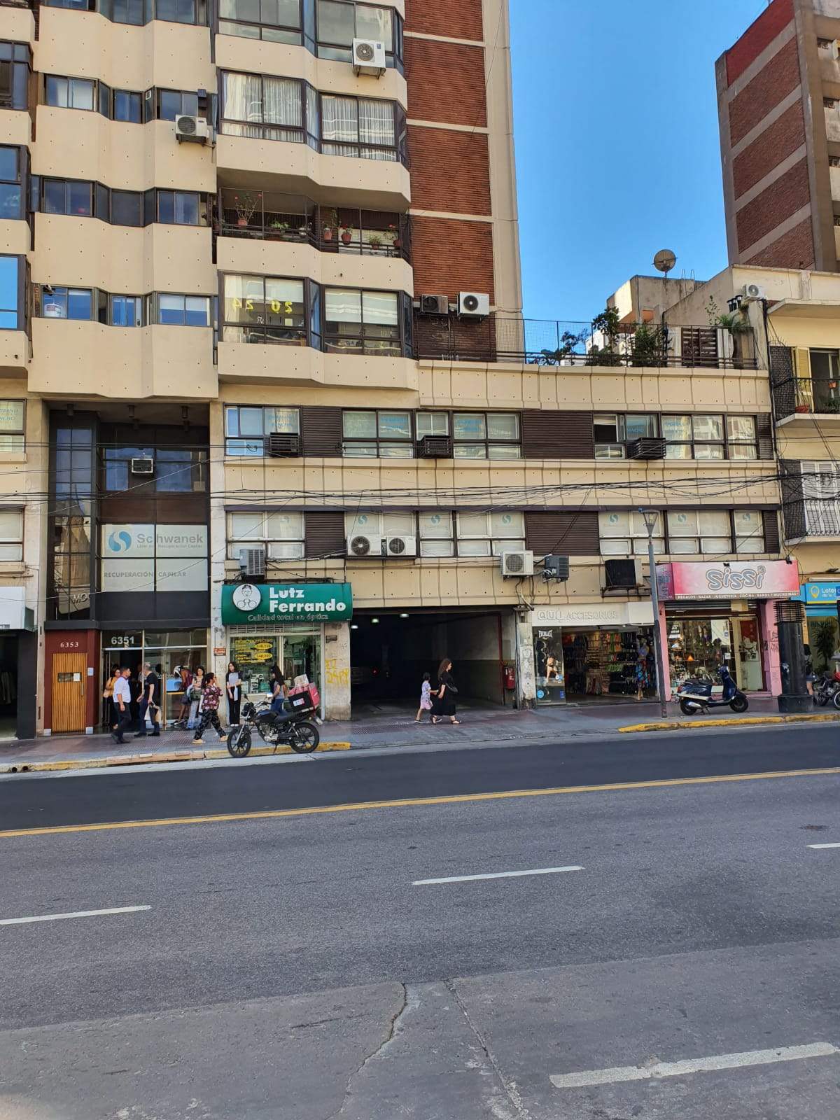 RIVADAVIA, AV. al 6300 Piso 1° Sub. 1