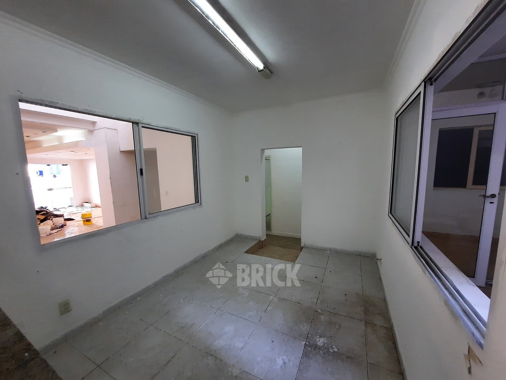 CALVO, CARLOS al 1100 15