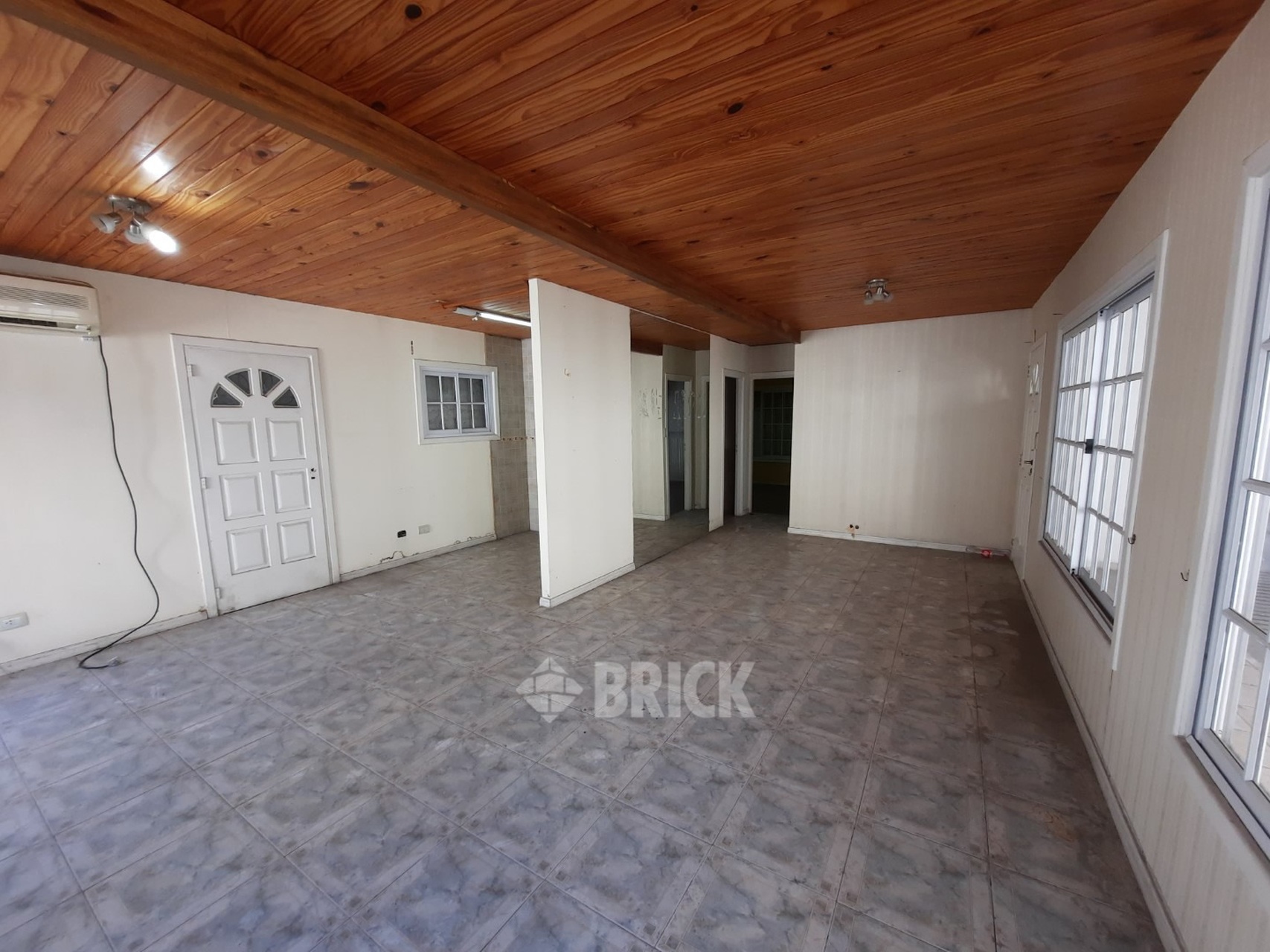 CALVO, CARLOS al 1100 34