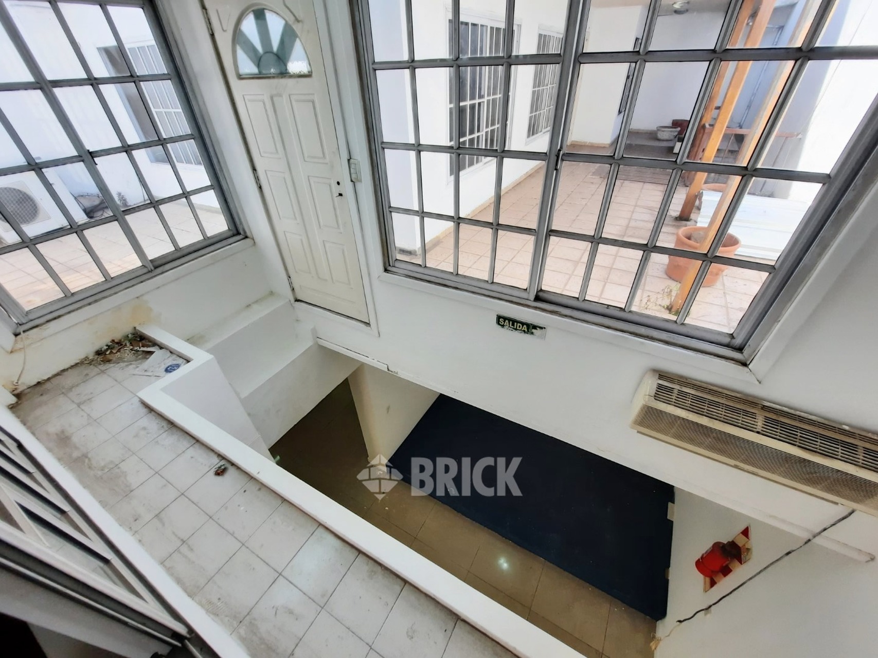 CALVO, CARLOS al 1100 55