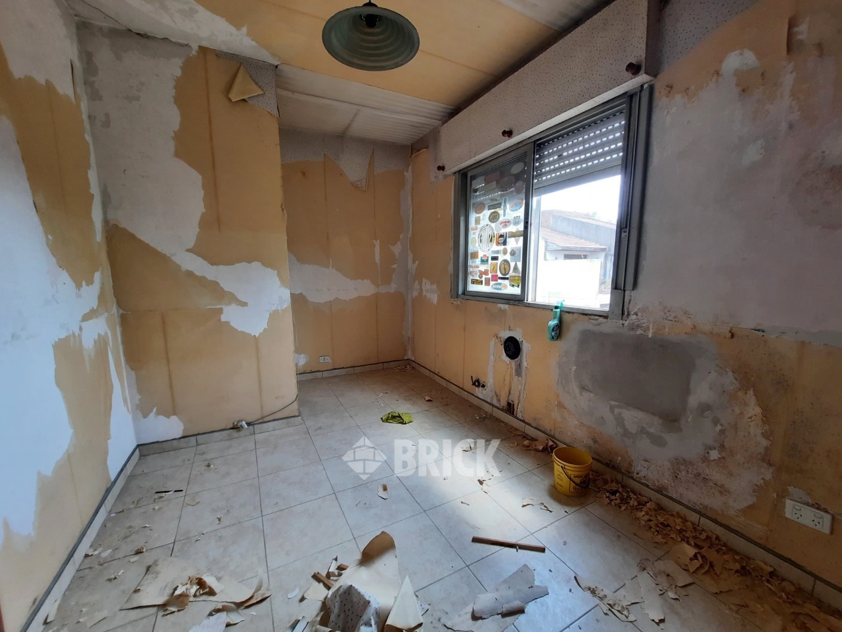 SANTA FE al 300 Piso PB 24