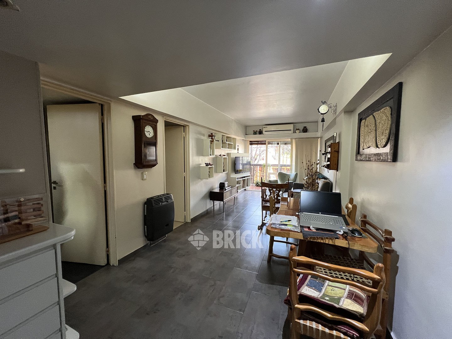 VALLESE, FELIPE al 1700 Piso 1 1