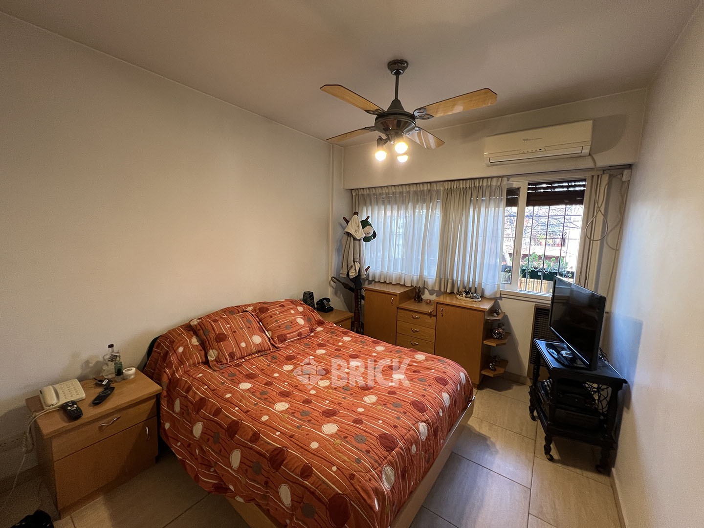 VALLESE, FELIPE al 1700 Piso 1 10