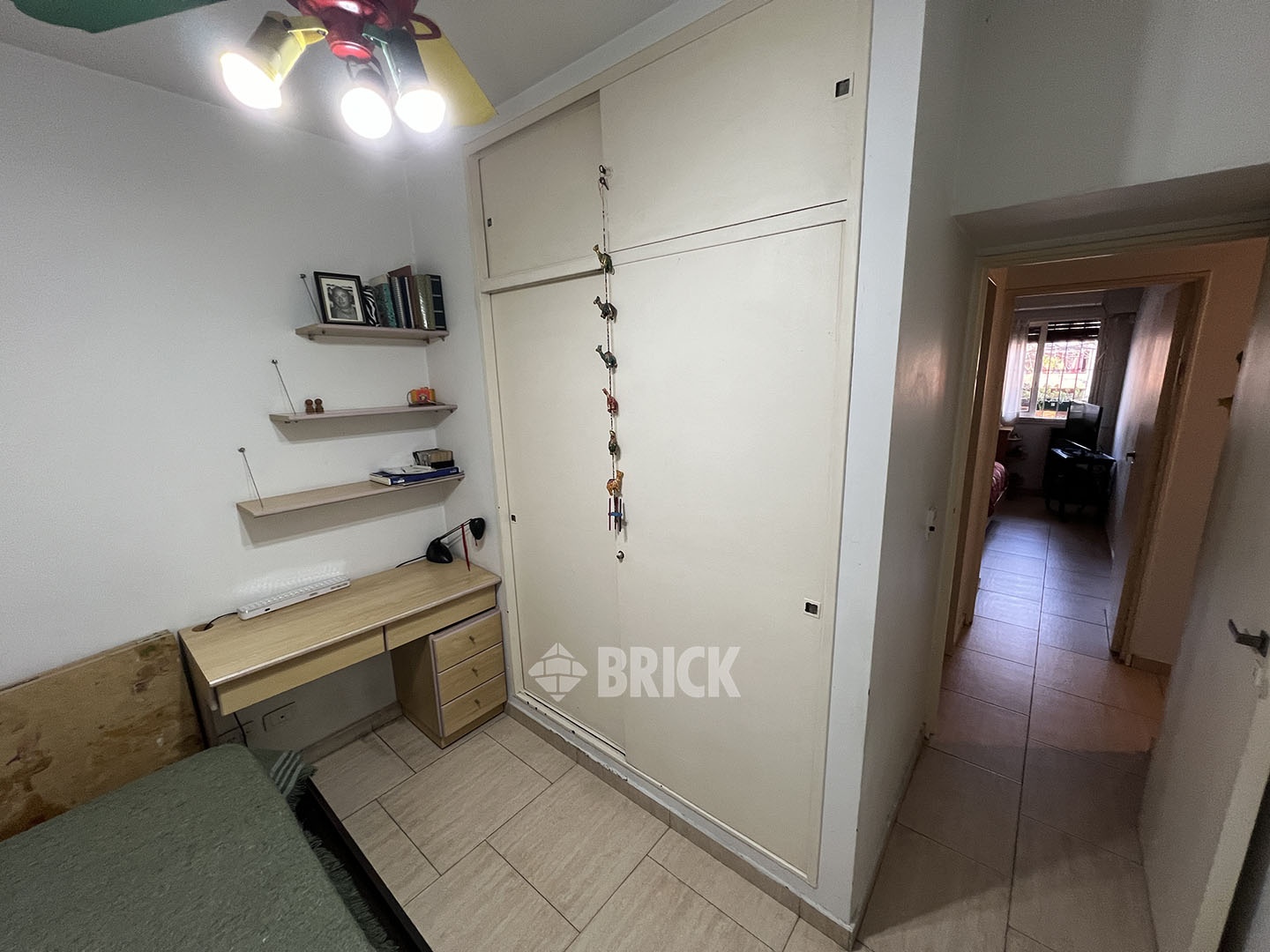 VALLESE, FELIPE al 1700 Piso 1 16