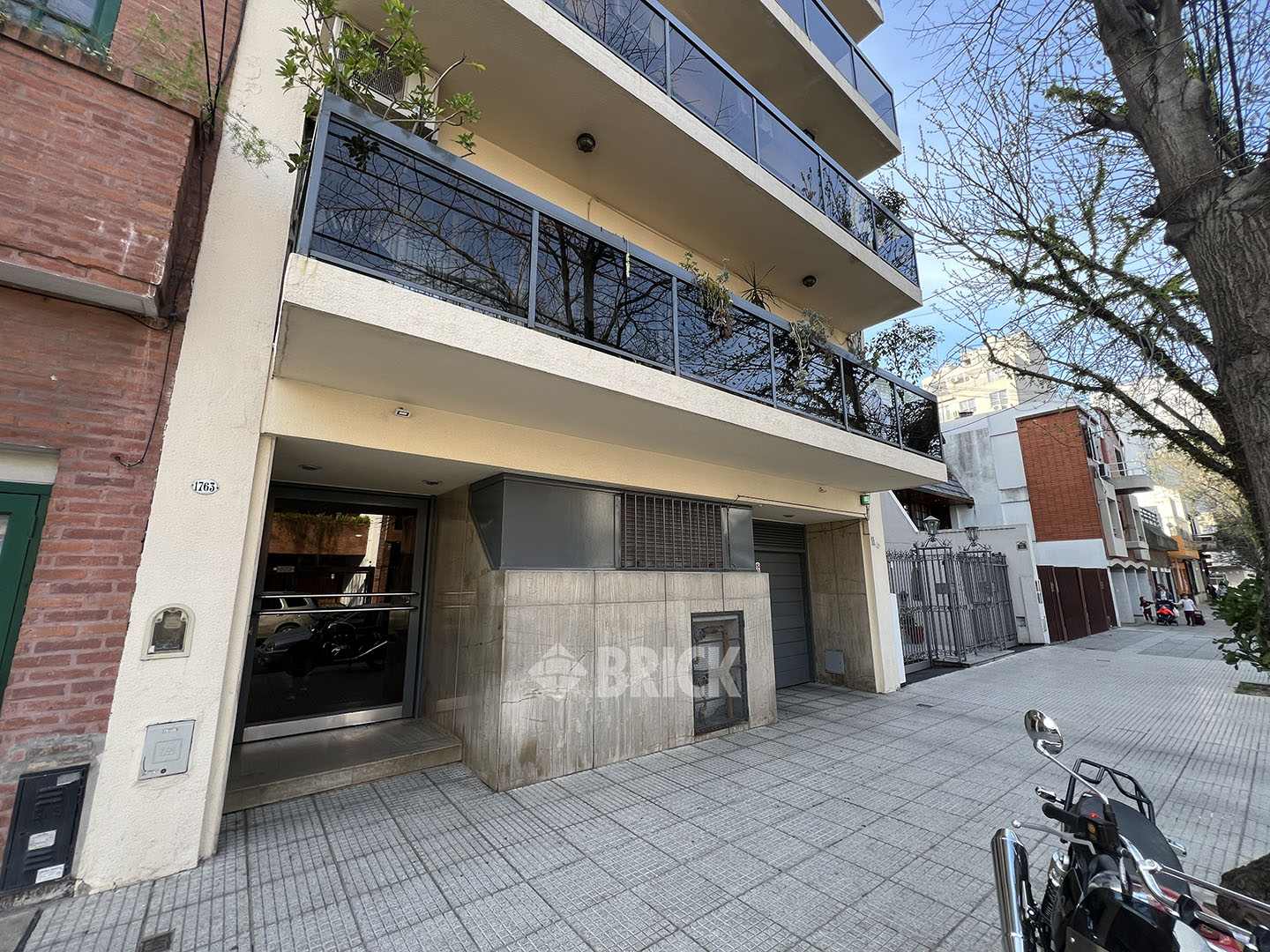 VALLESE, FELIPE al 1700 Piso 1 27