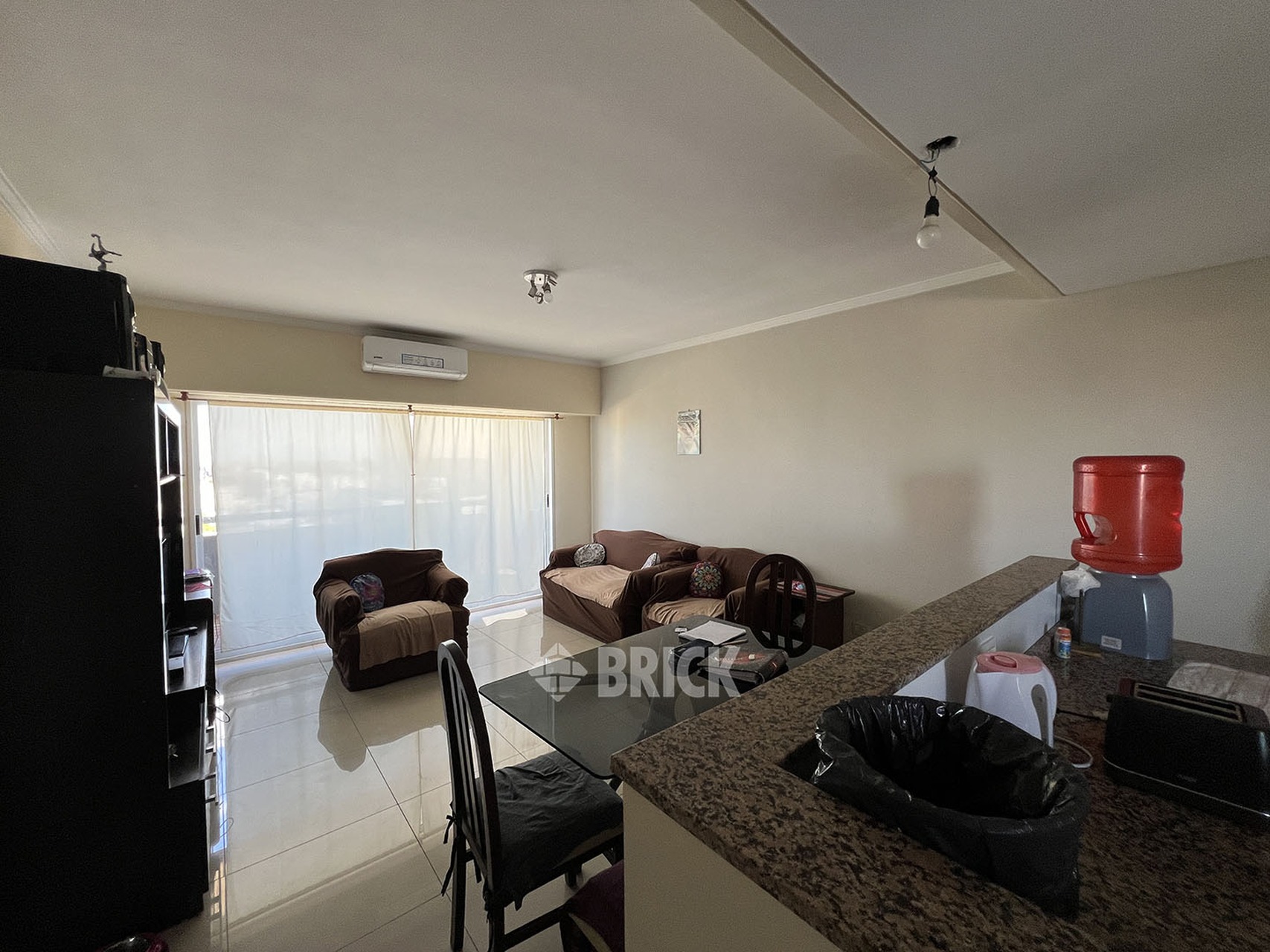 GARAY, JUAN DE, AV. al 3700 Piso 10 1