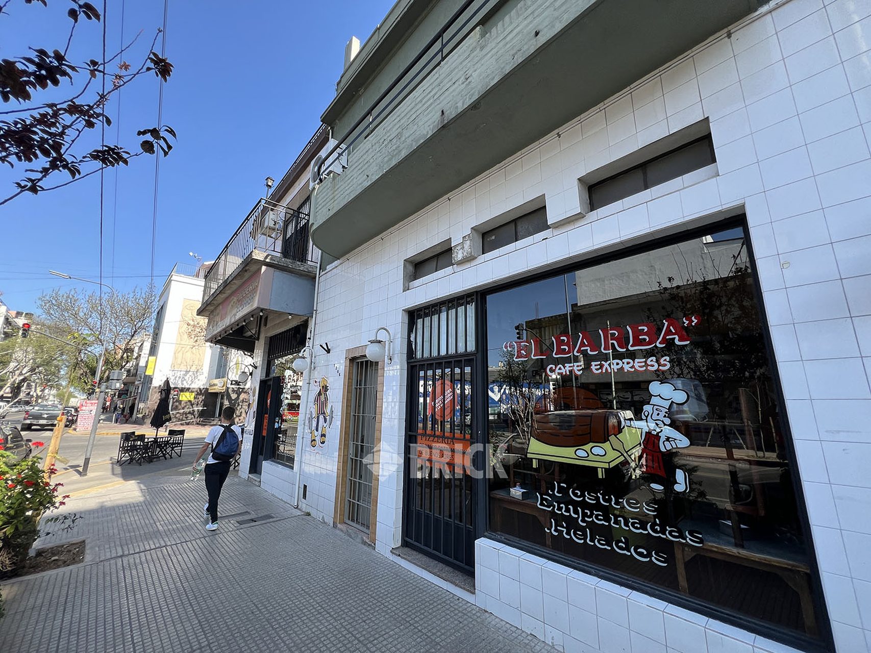 LOPE DE VEGA, AV. al 1300 Piso 1 24