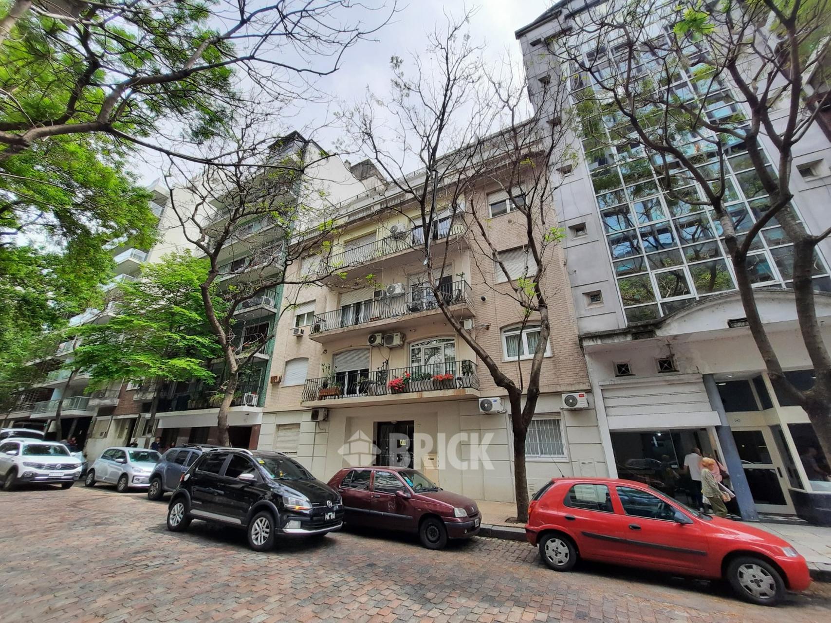 ARREDONDO, VIRREY al 2400 Piso 3 28