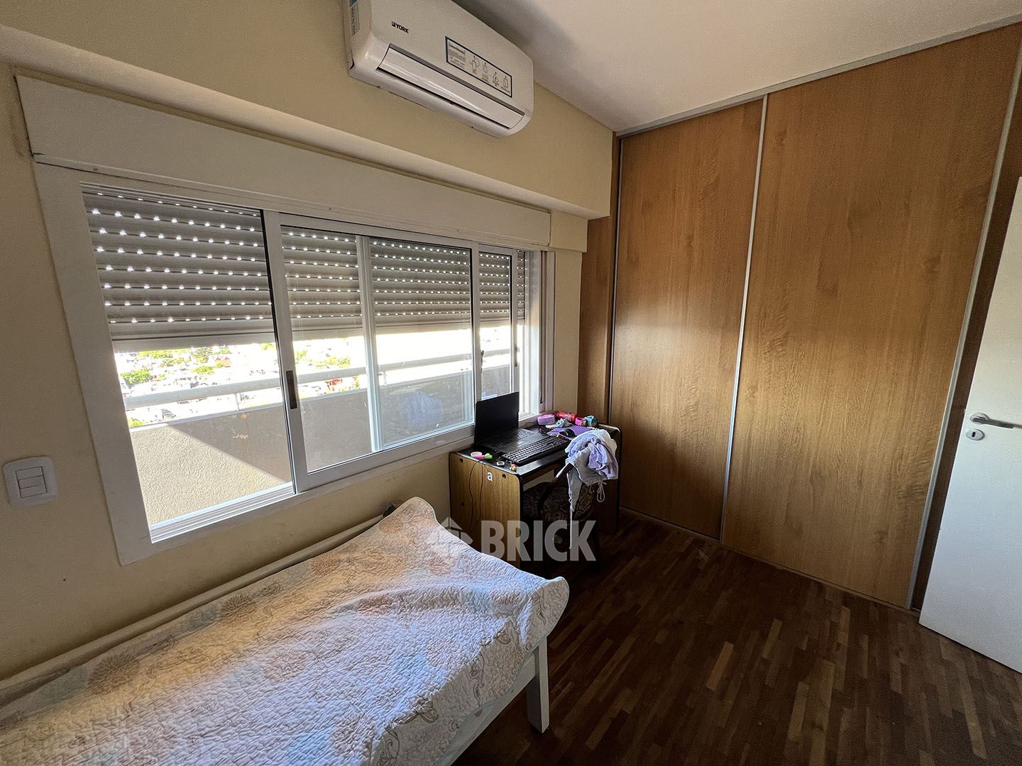 GARAY, JUAN DE, AV. al 3700 Piso 11 9