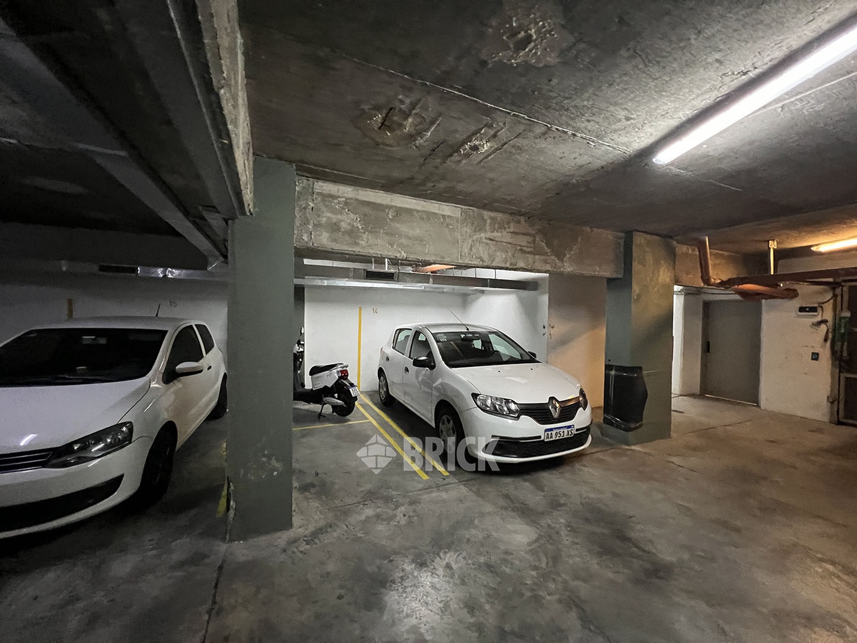 GARAY, JUAN DE, AV. al 3700 Piso 1° Sub. Nº 24 3