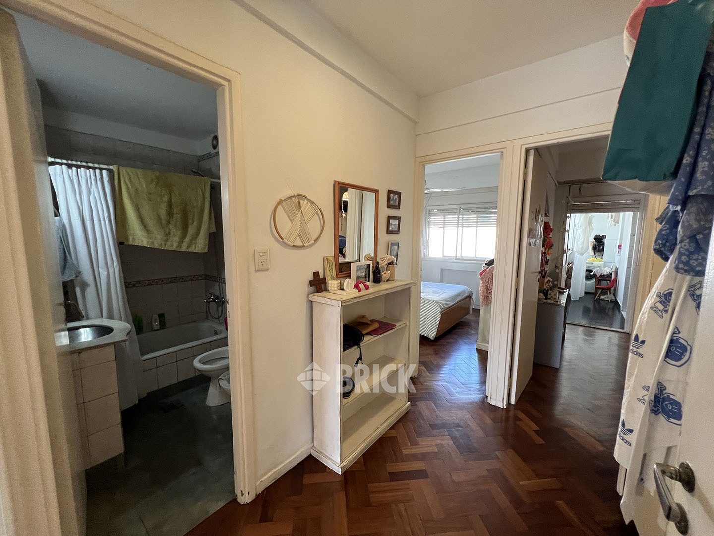 ECUADOR al 1100 Piso 5 10