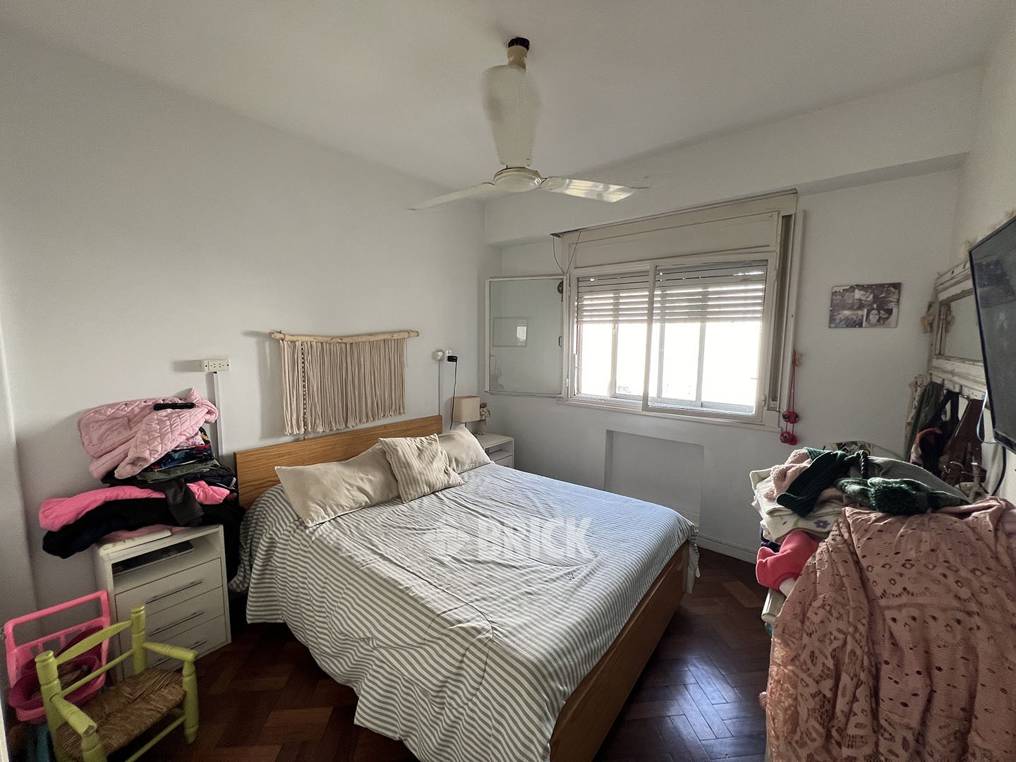 ECUADOR al 1100 Piso 5 12