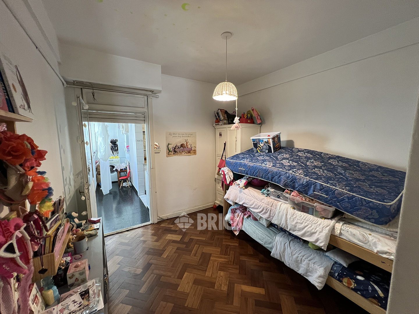 ECUADOR al 1100 Piso 5 15