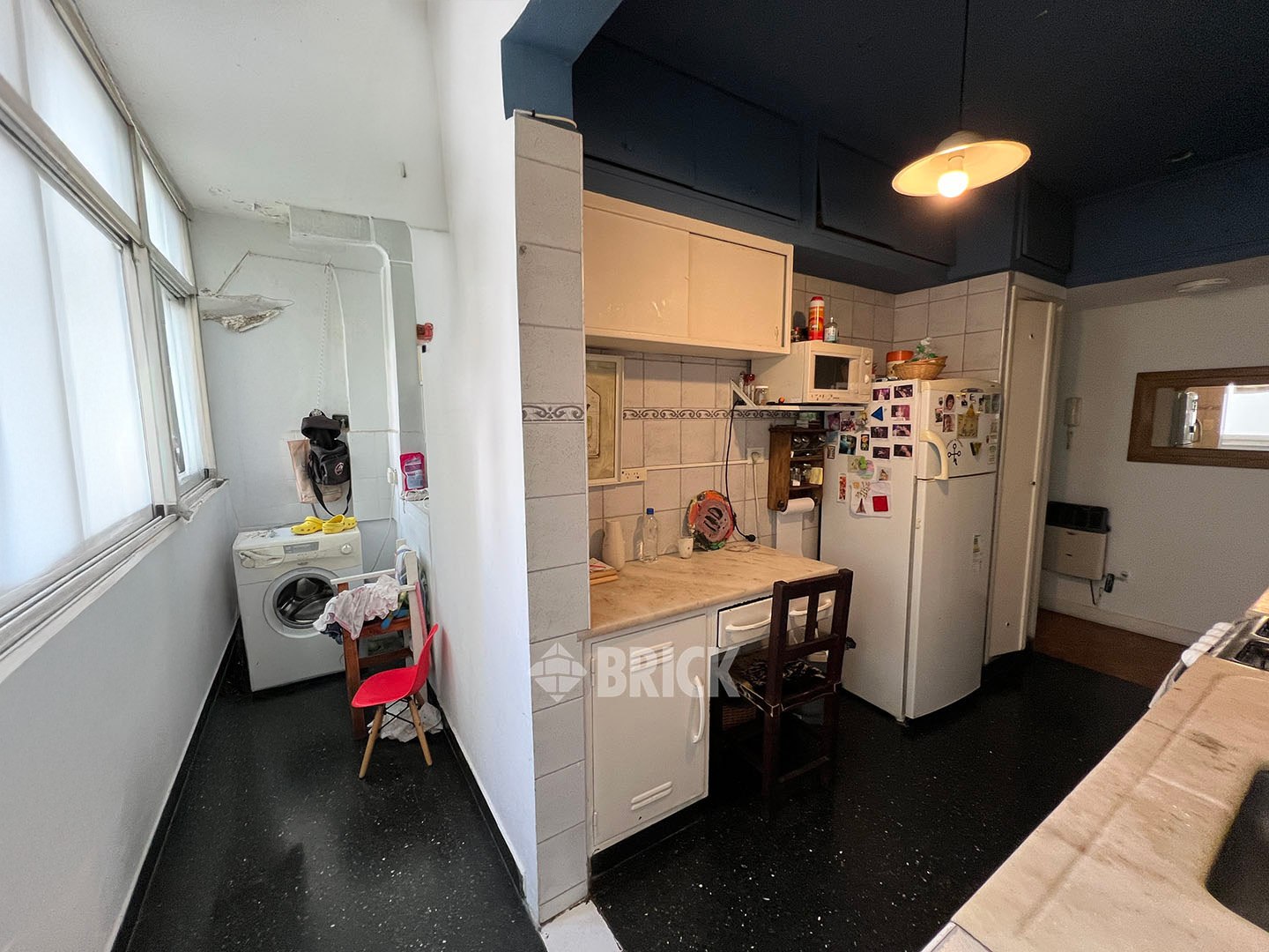 ECUADOR al 1100 Piso 5 16