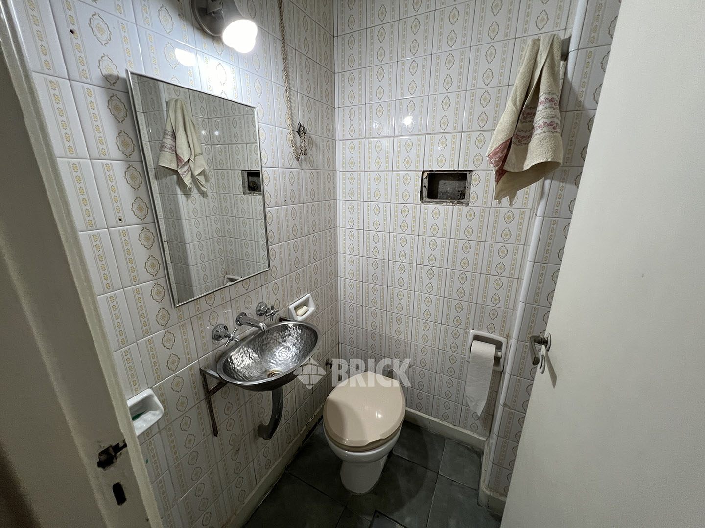 ECUADOR al 1100 Piso 5 20