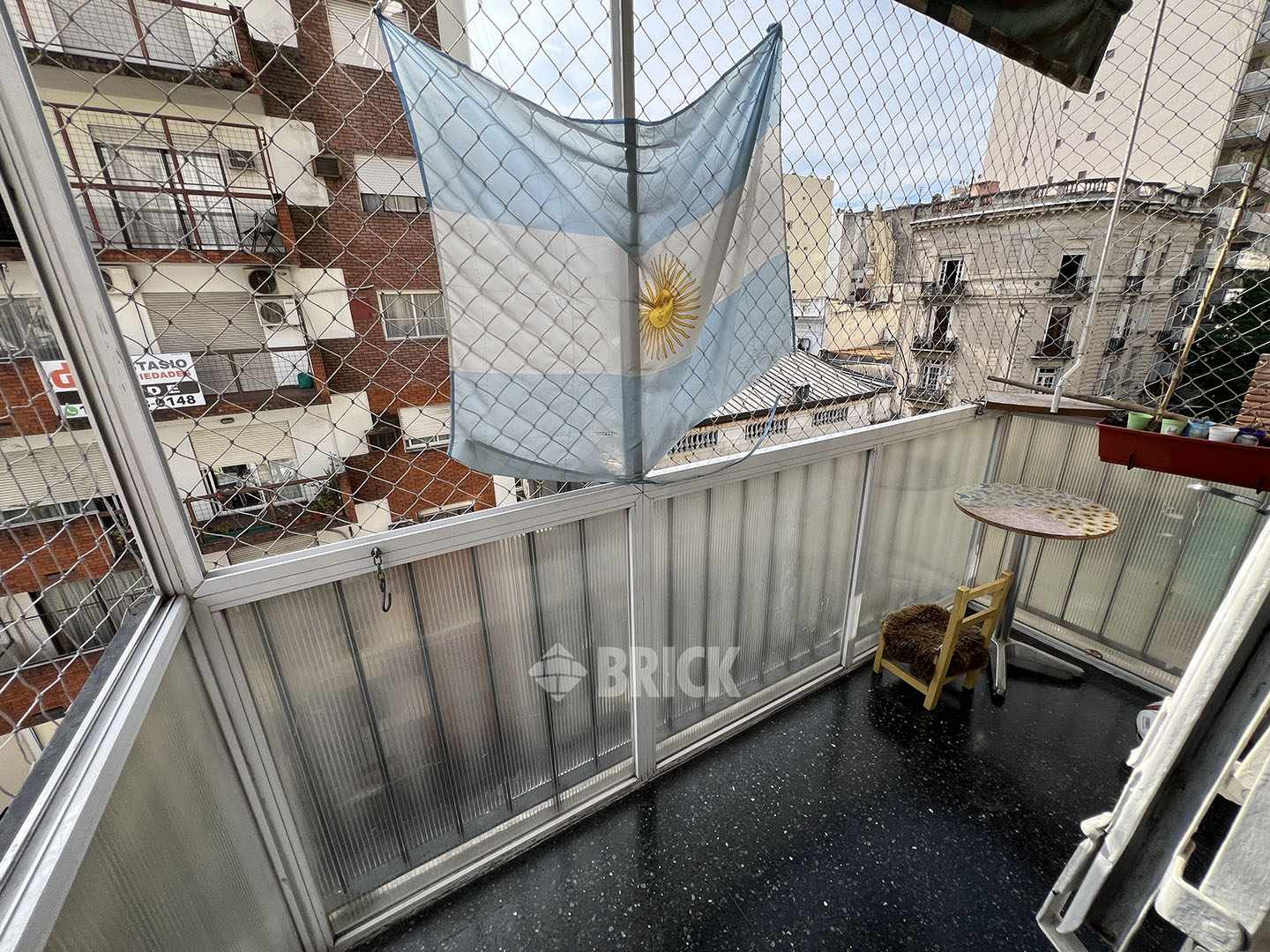 ECUADOR al 1100 Piso 5 5