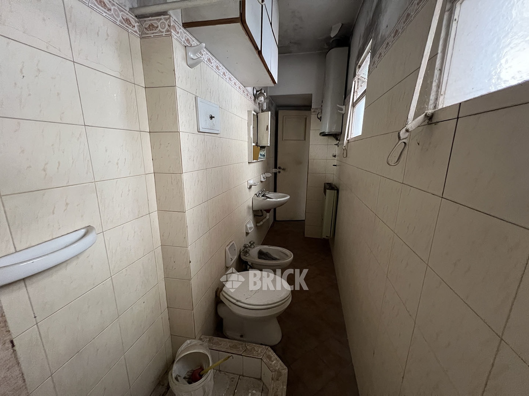 AVELLANEDA, AV. al 1800 Piso PB 8