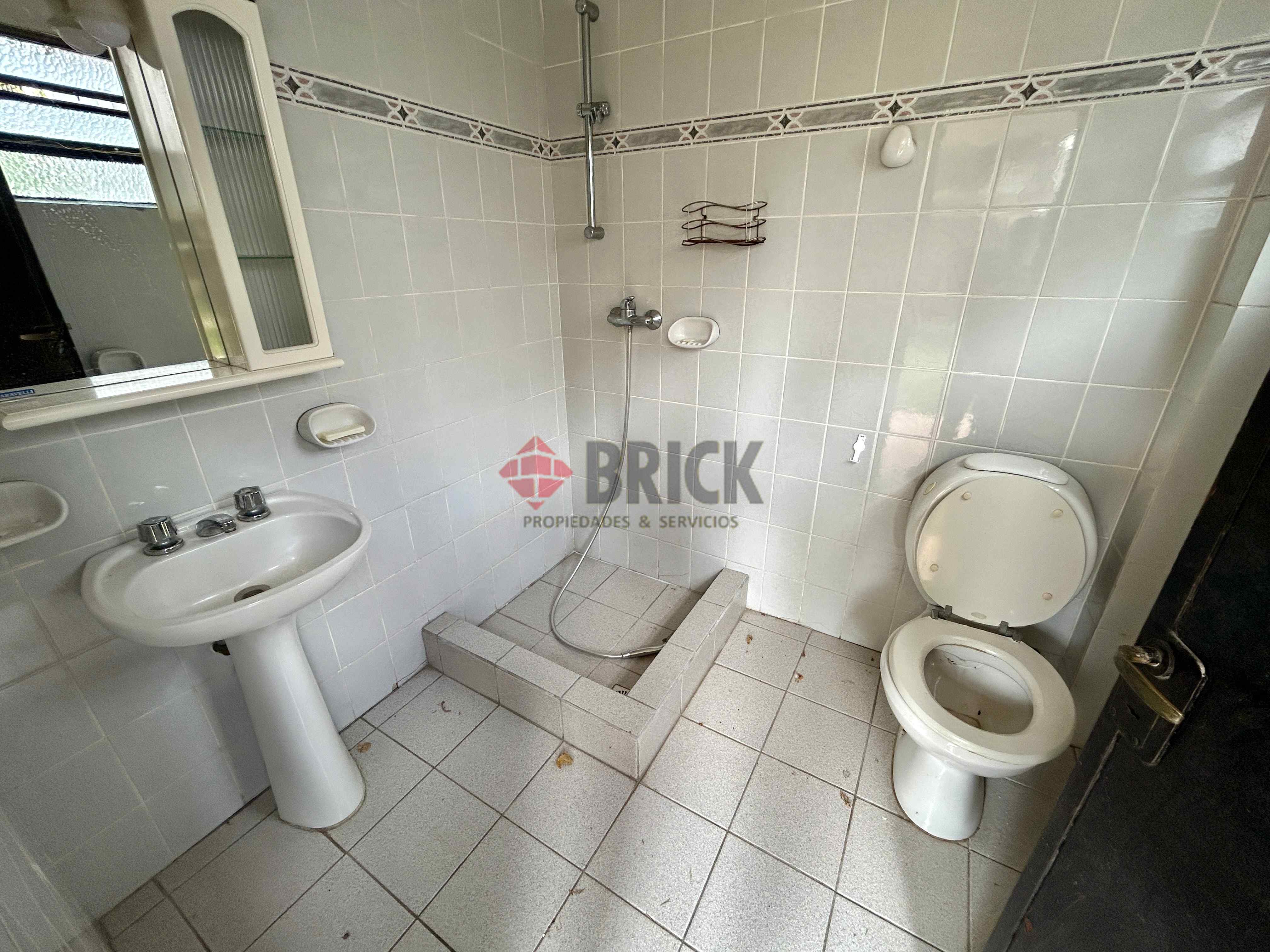 BUENOS AIRES al 5400 39