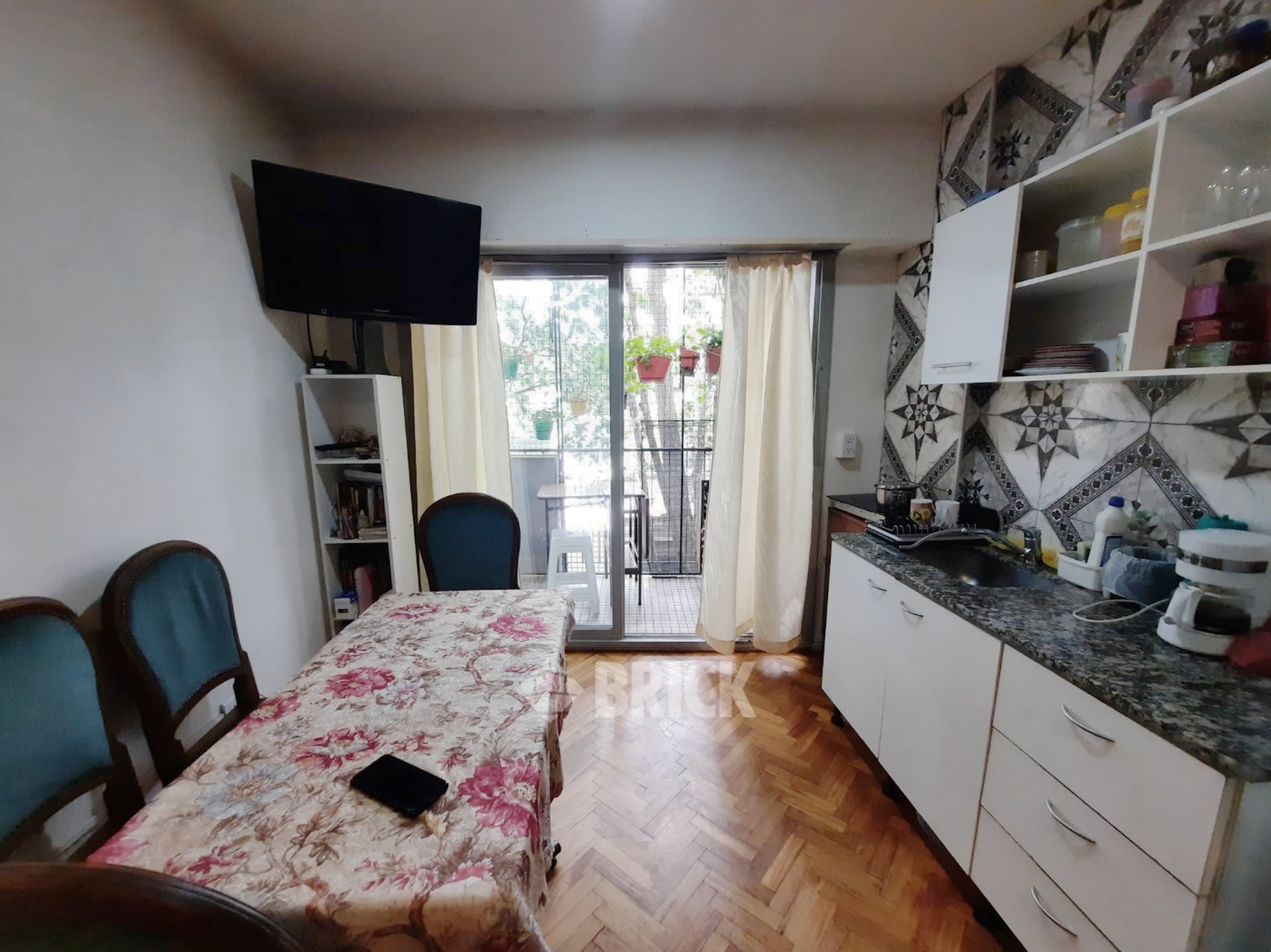 VELASCO, JUAN RAMIREZ DE al 1000 Piso 3 4