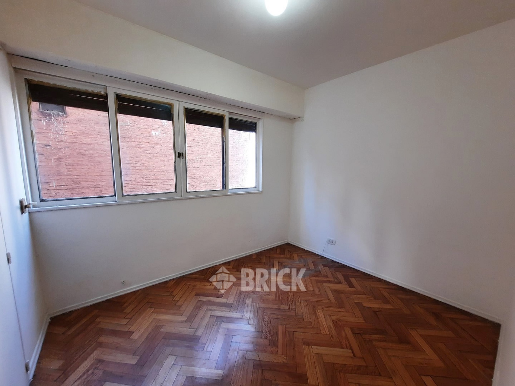 GUISE al 1600 Piso 6 8