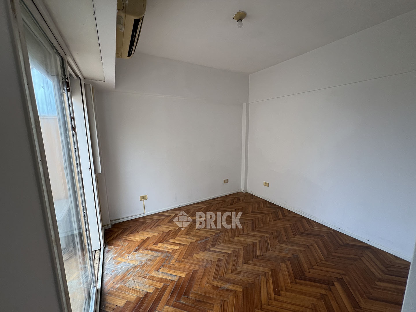 MIÑONES al 2000 Piso 8 7