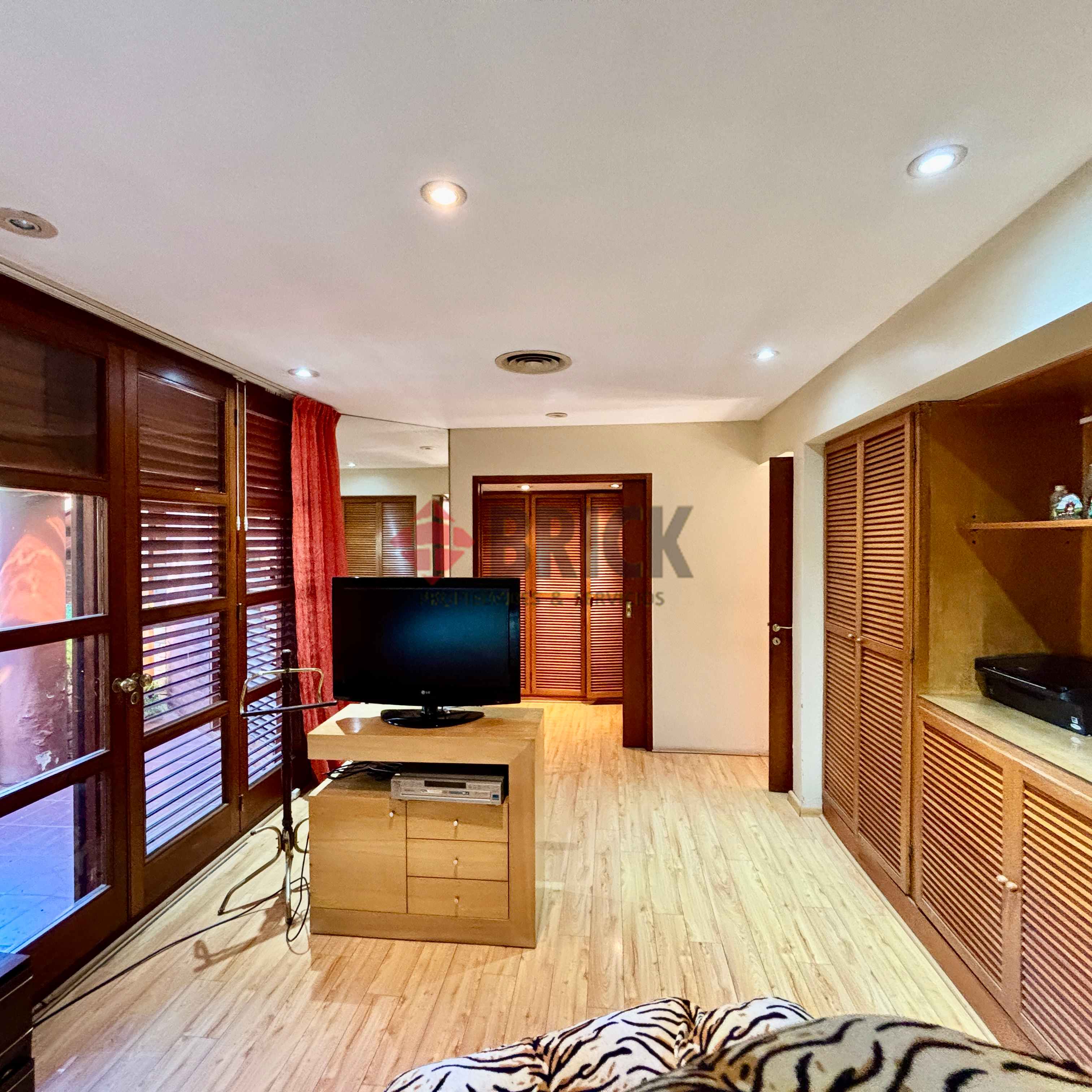 MONASTERIO al 700 14