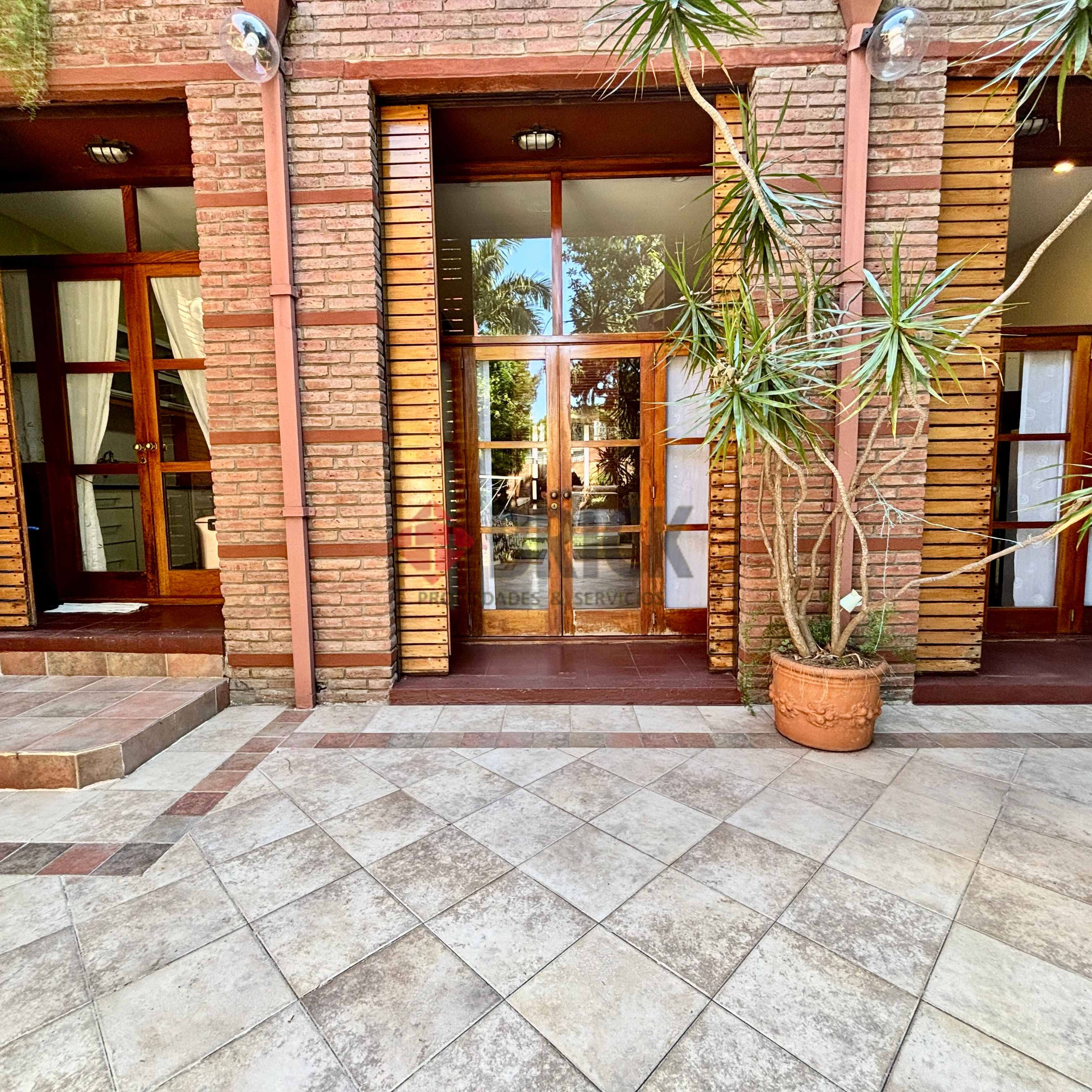 MONASTERIO al 700 23