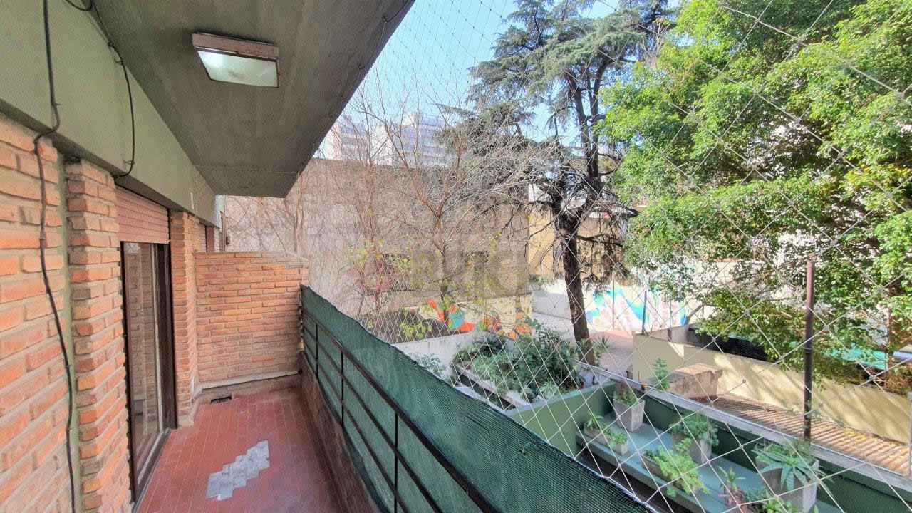 BLANCO ENCALADA al 2900 Piso 2 7