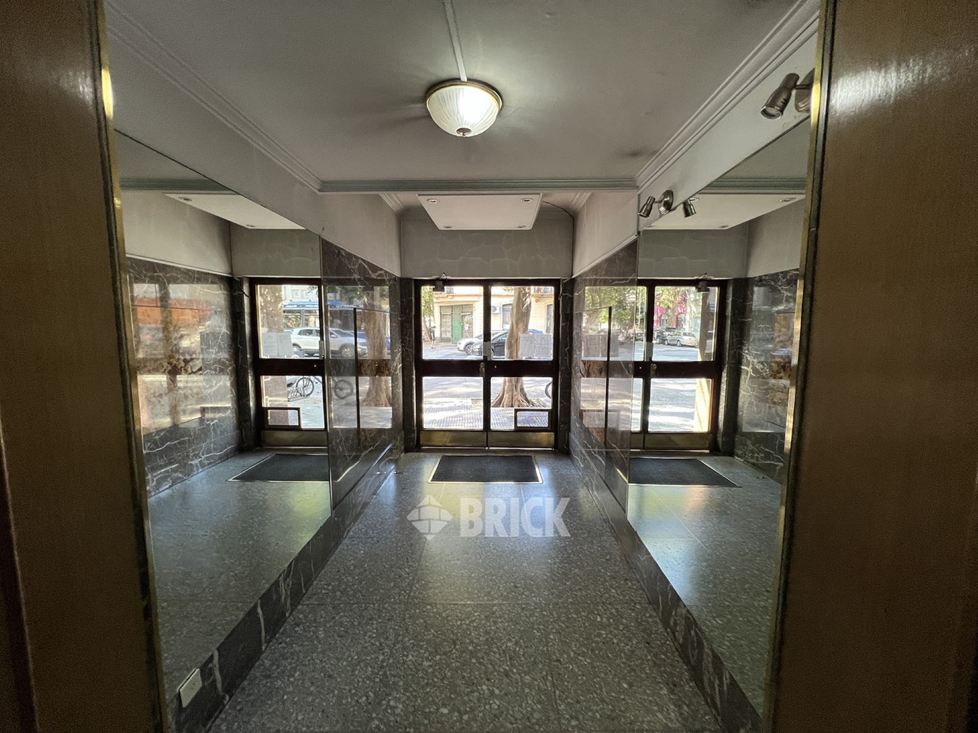 BOYACA, AV. al 200 Piso 6 23