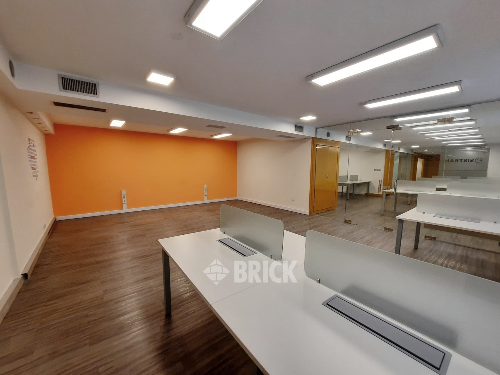 CORRIENTES, AV. al 1300 Piso 2 18