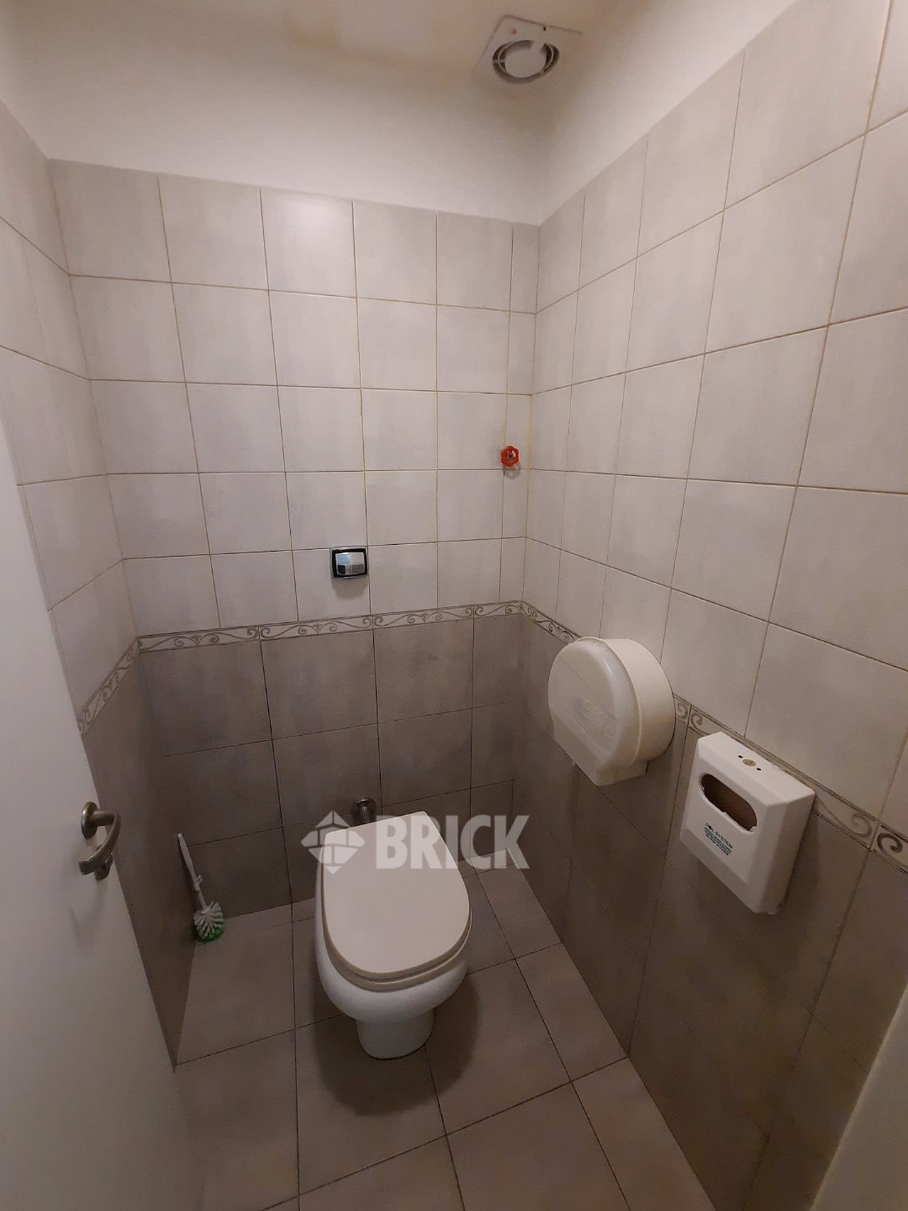 CORRIENTES, AV. al 1300 Piso 2 27