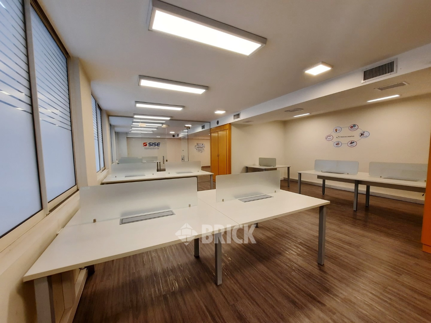 CORRIENTES, AV. al 1300 Piso 2 8