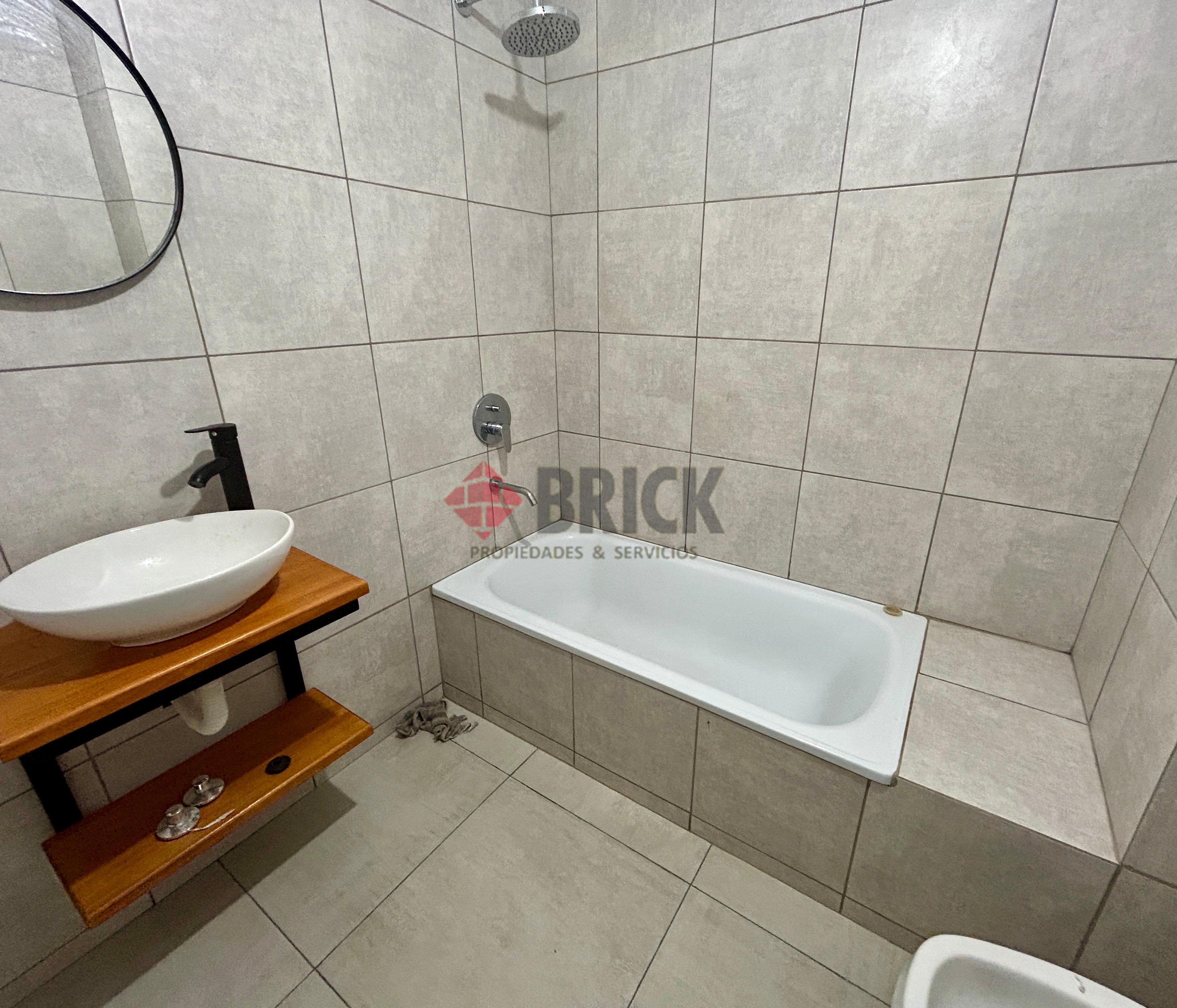 CESAR MALNATTI al 1900 Piso 2 5