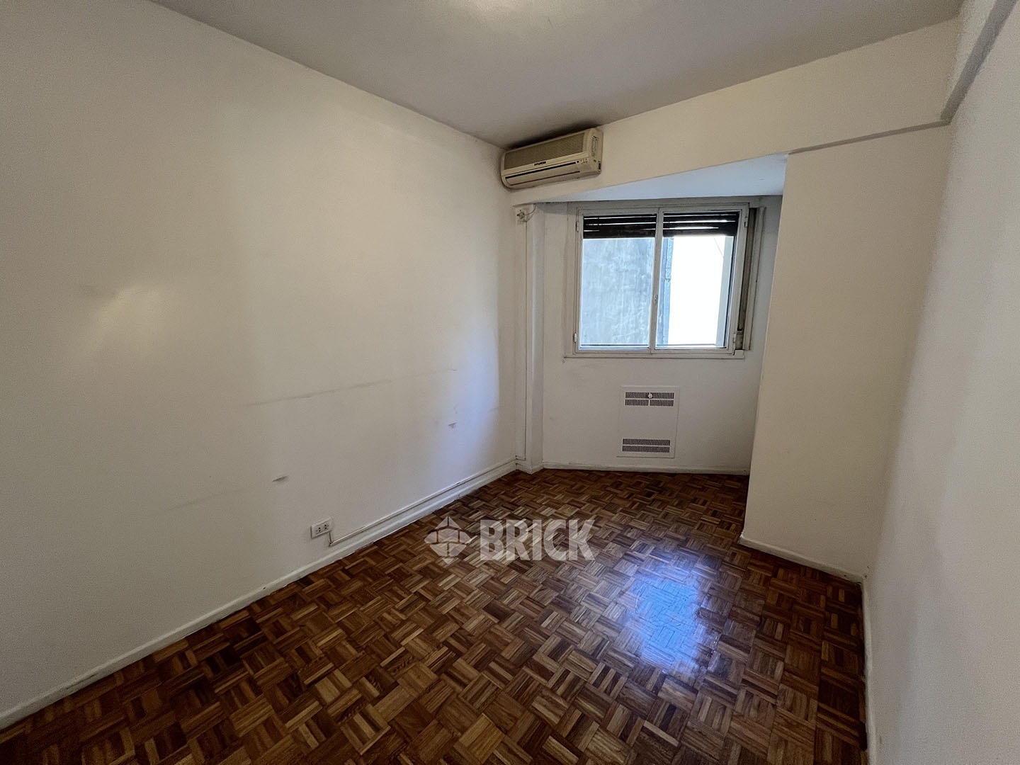 LAS HERAS, AV. al 3000 Piso 7 5