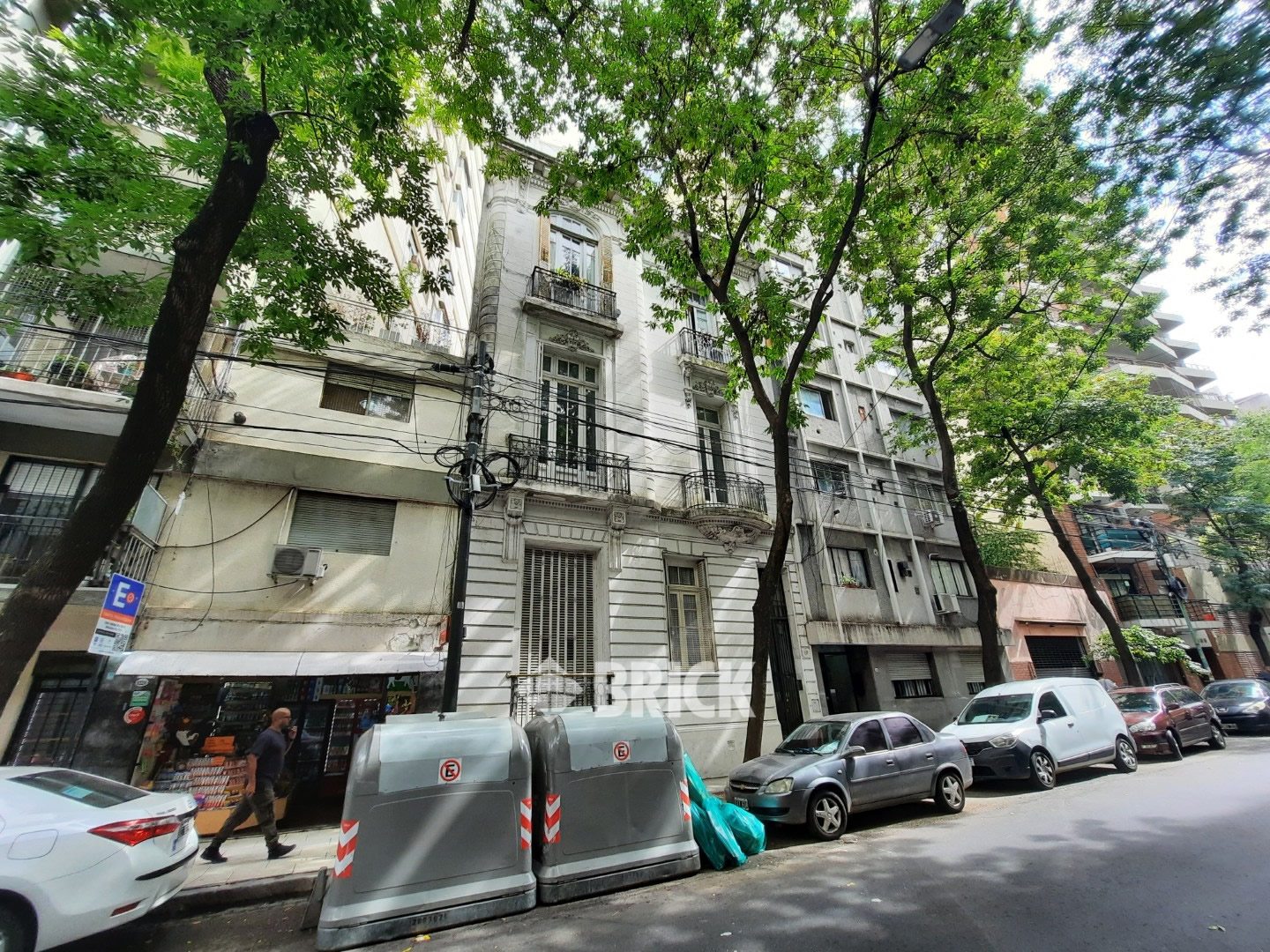 LAPRIDA al 1200 Piso PB 30