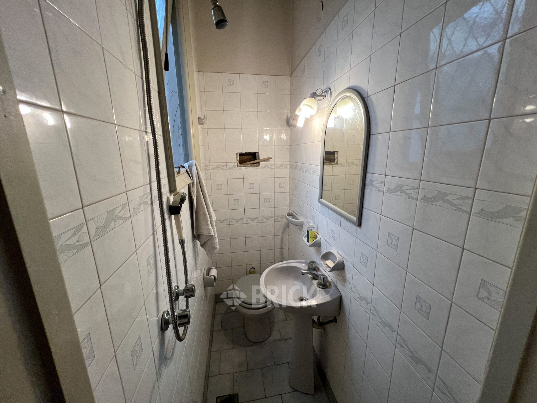 DOBLAS al 1500 Piso PB 4