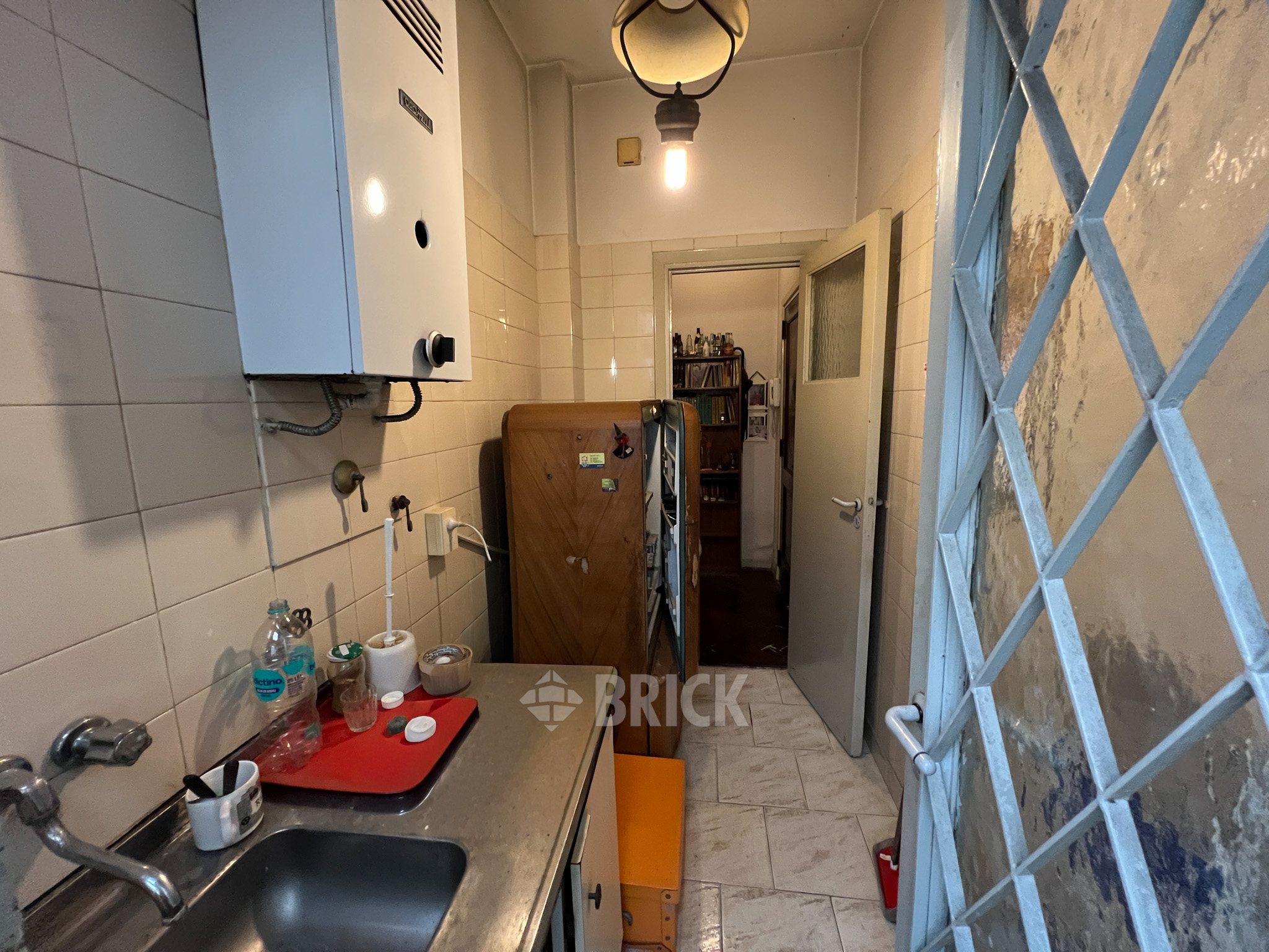 DOBLAS al 1500 Piso PB 6