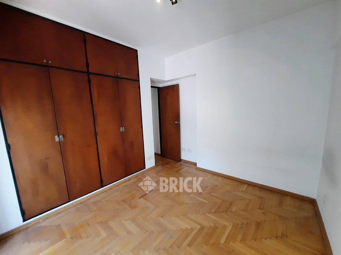 CHARCAS al 2700 Piso 6 8