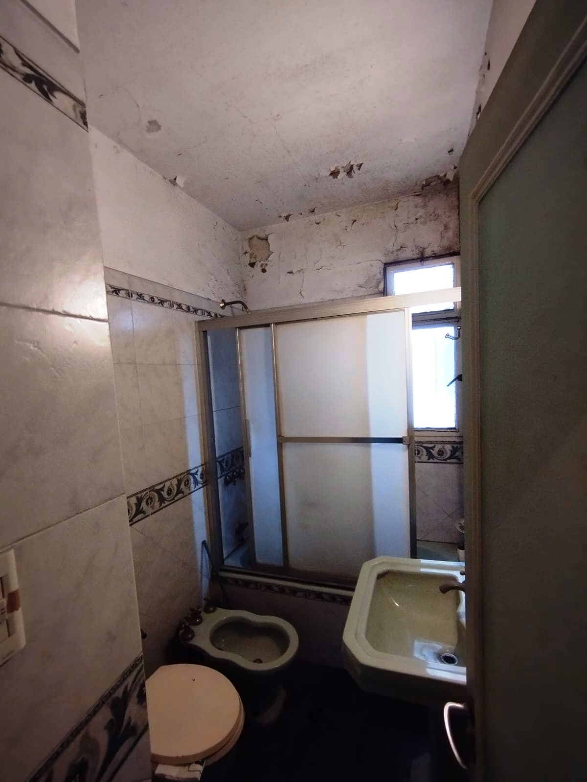 CABILDO, AV. al 4600 Piso 1 16