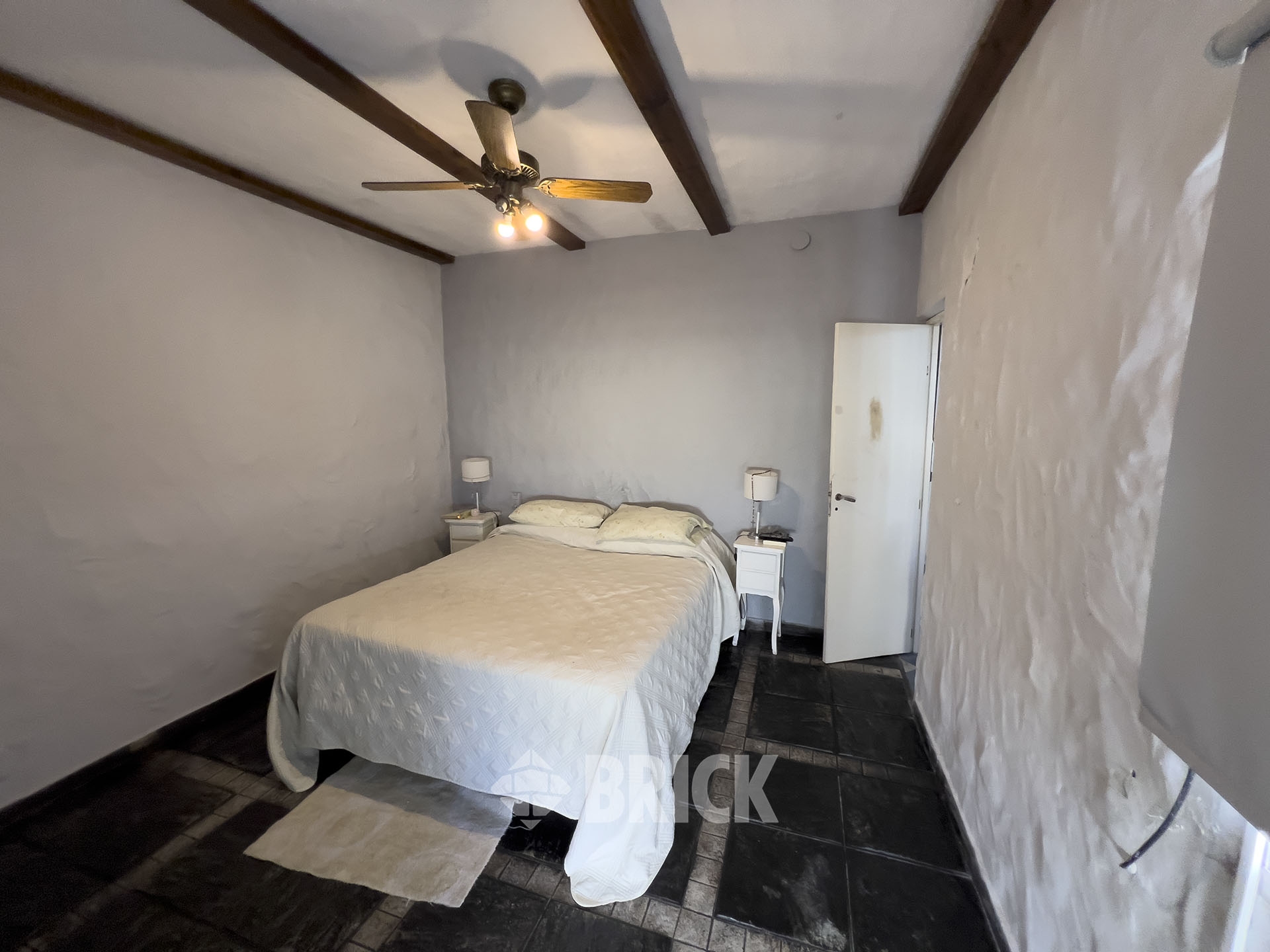 ARENGREEN al 1300 Piso PB 16