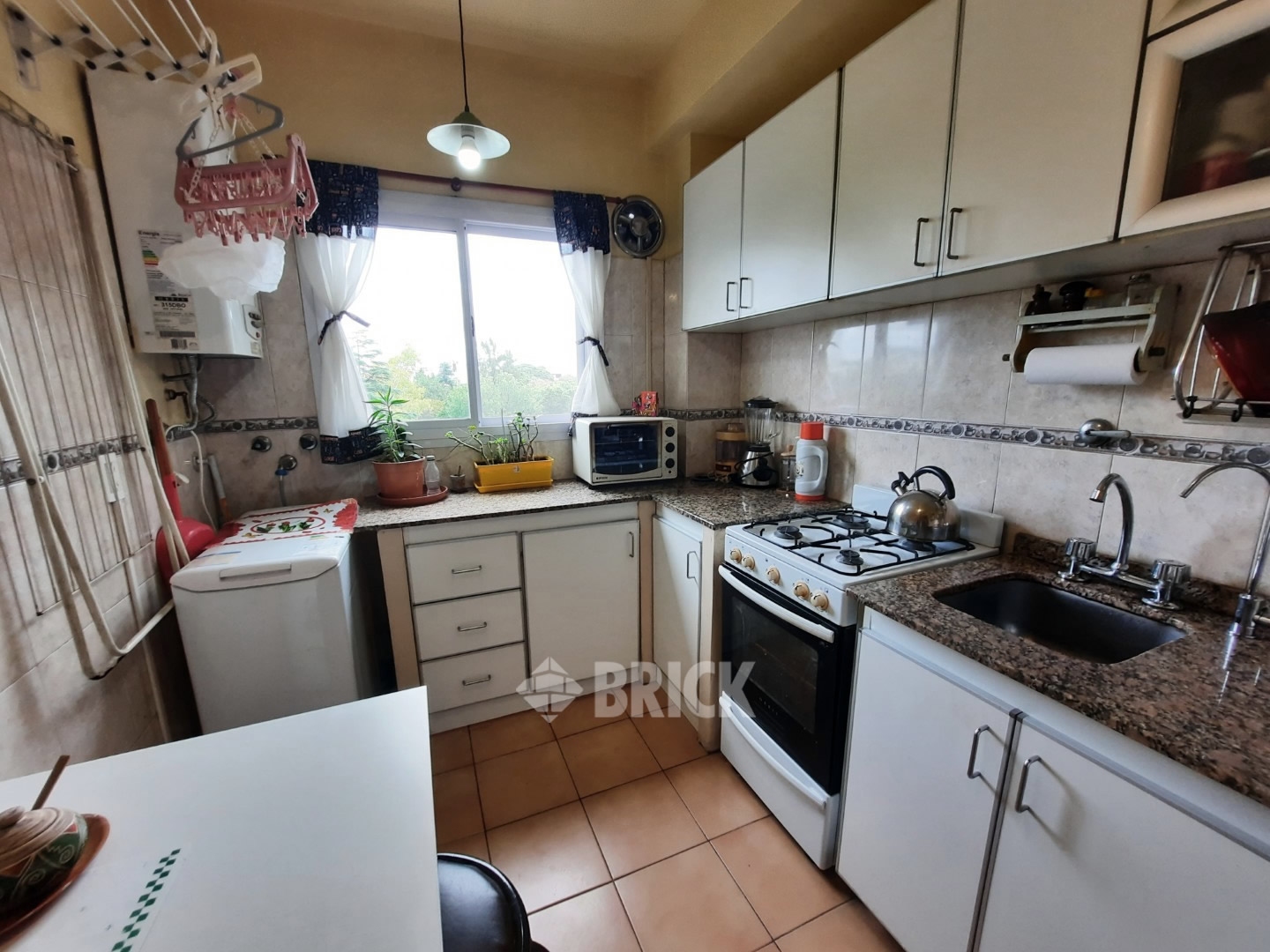 DUMONT, SANTOS al 2700 Piso 4 23